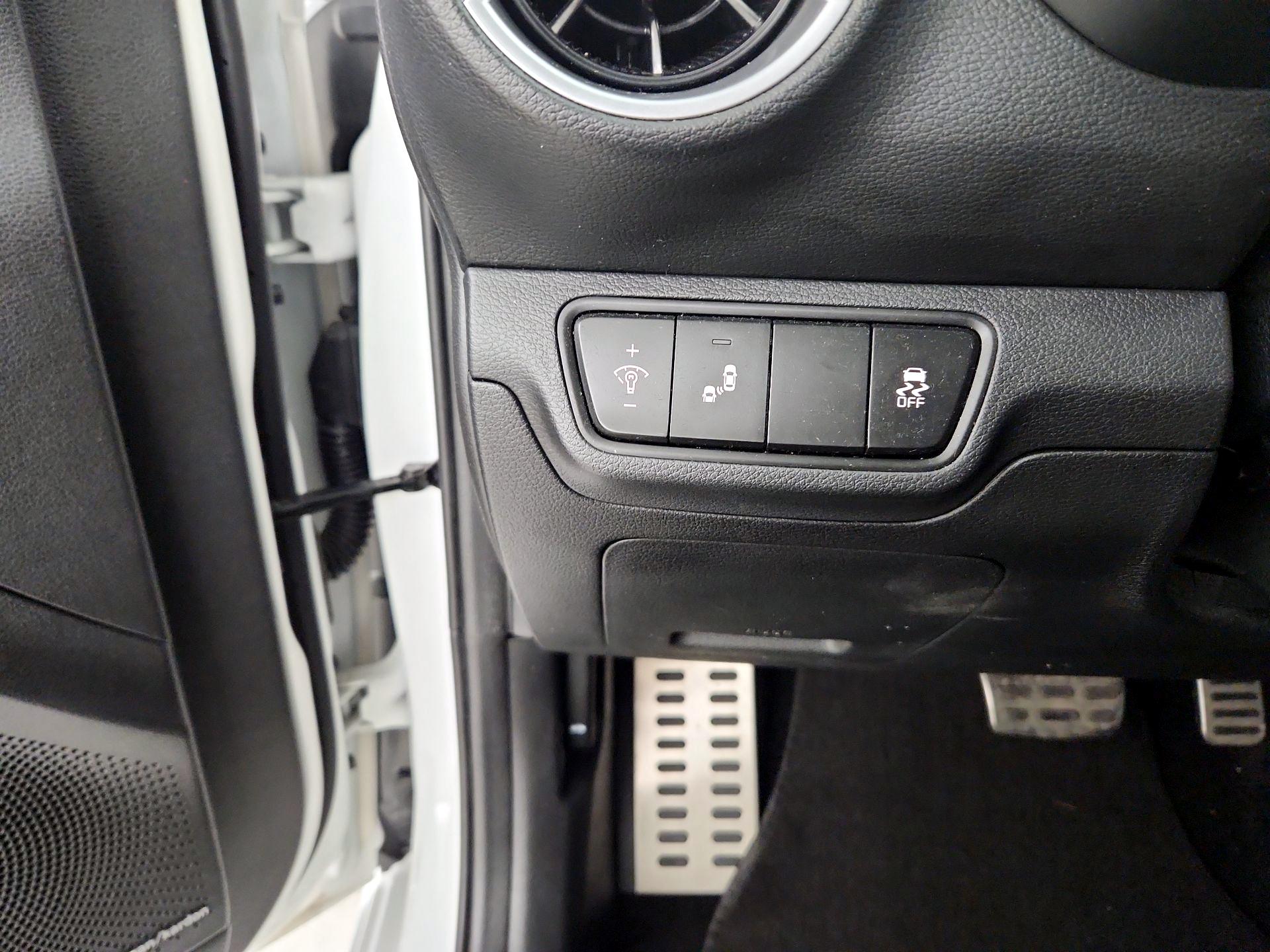 Thumbnail: 2023 Kia Forte - 13