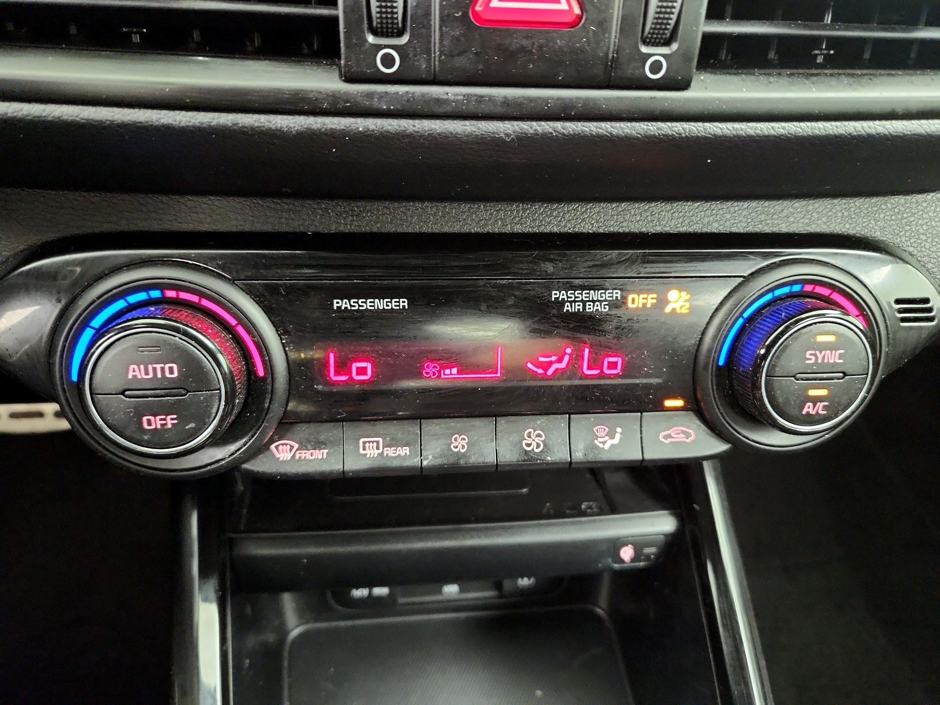 Thumbnail: 2023 Kia Forte - 17