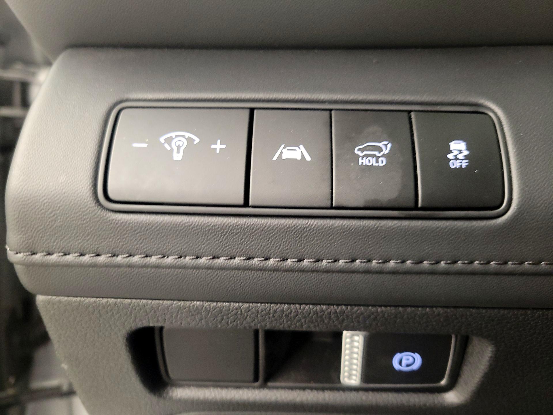 Thumbnail: 2023 Hyundai Santa Fe - 13