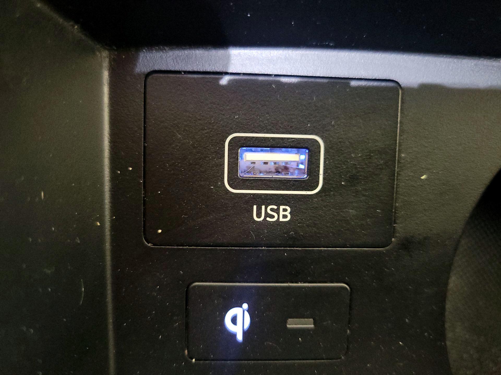 Thumbnail: 2023 Hyundai Santa Fe - 19