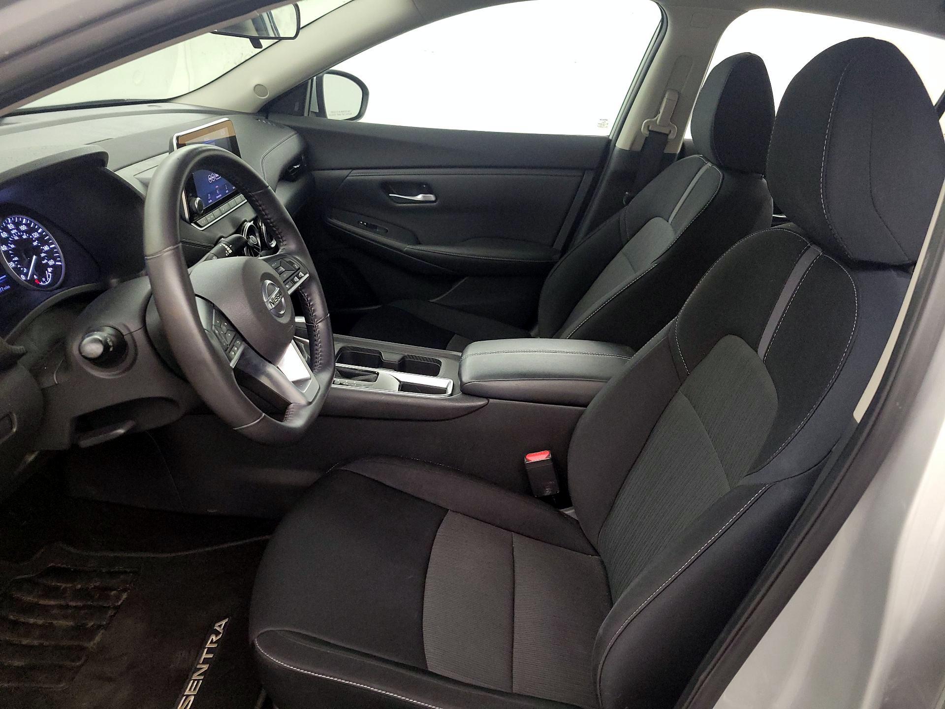 Thumbnail: 2021 Nissan Sentra - 11