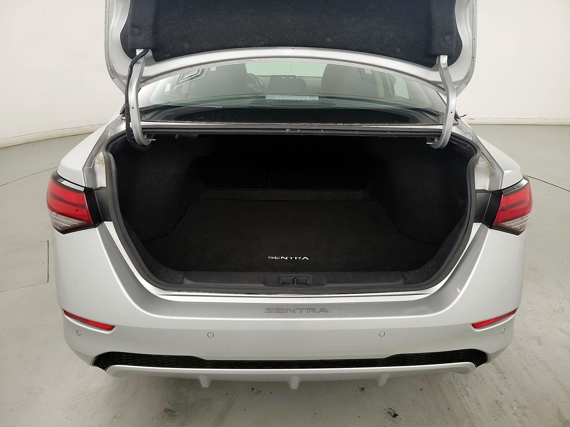 Thumbnail: 2021 Nissan Sentra - 20