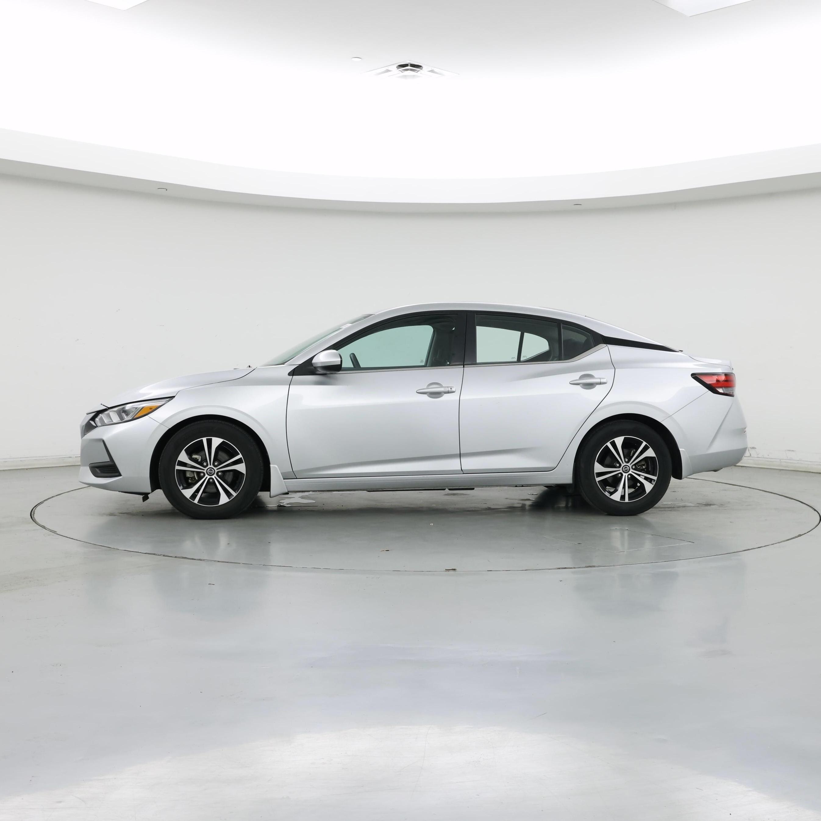 Thumbnail: 2021 Nissan Sentra - 3