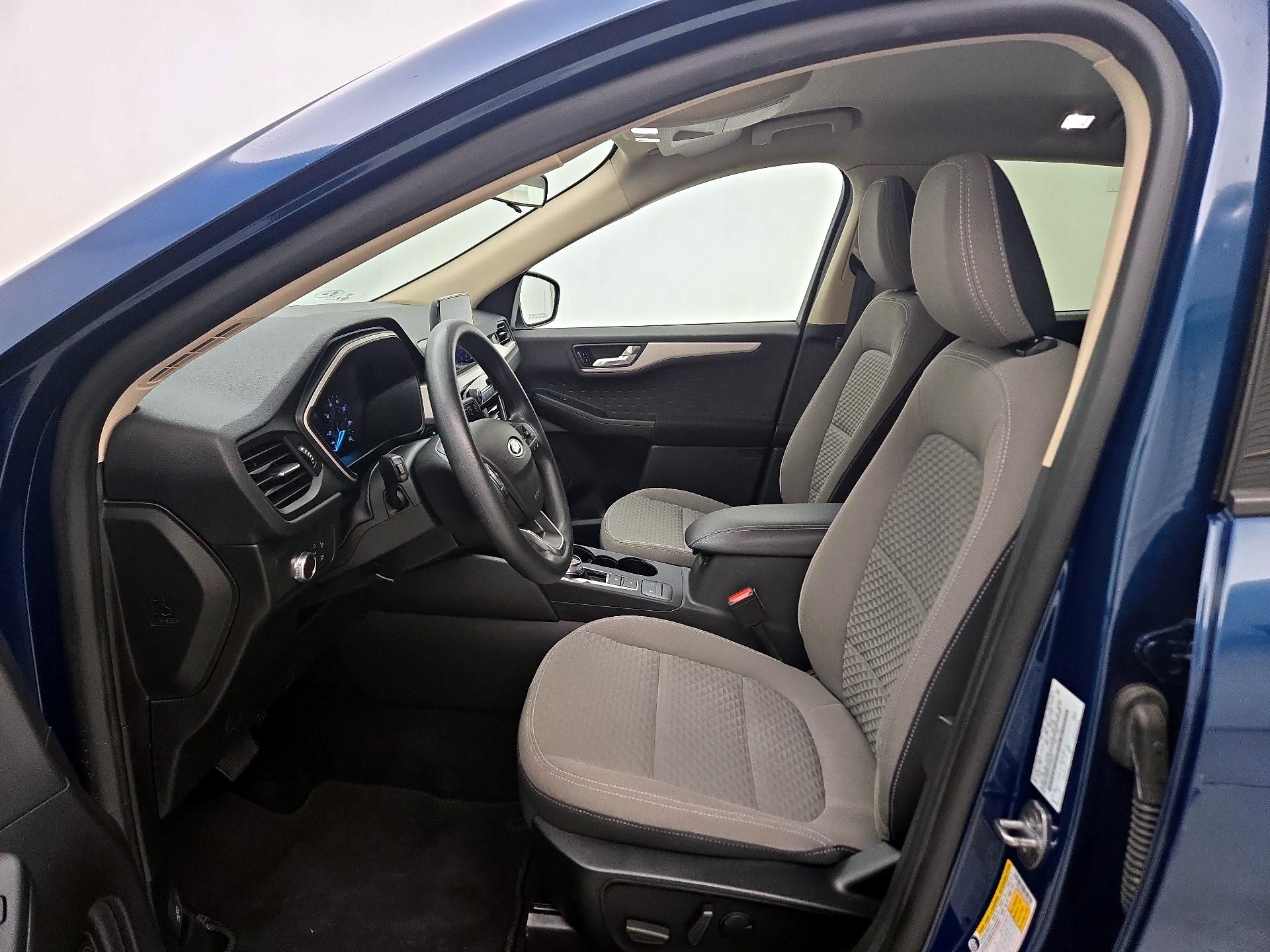 Thumbnail: 2020 Ford Escape - 11