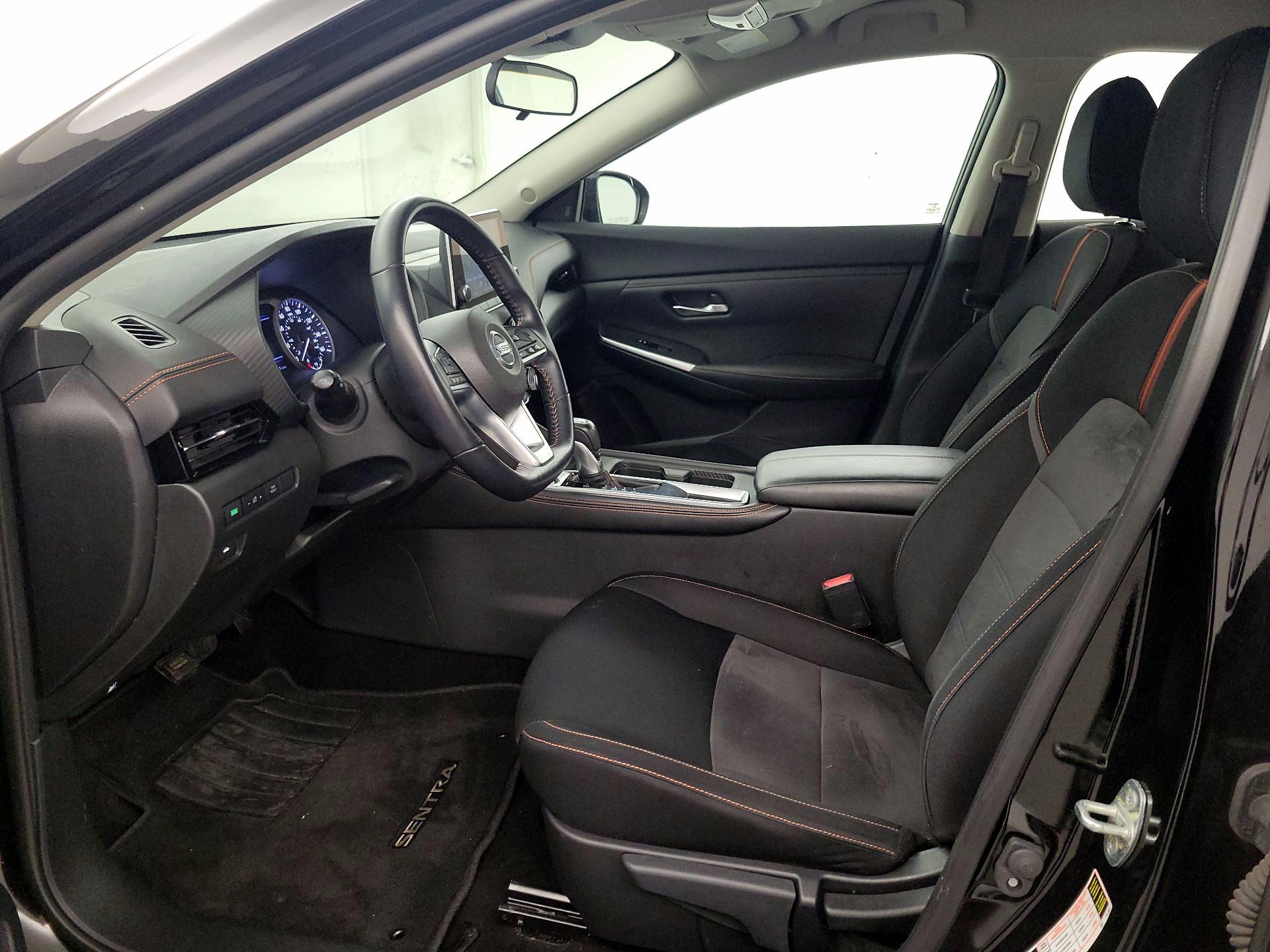 Thumbnail: 2021 Nissan Sentra - 11