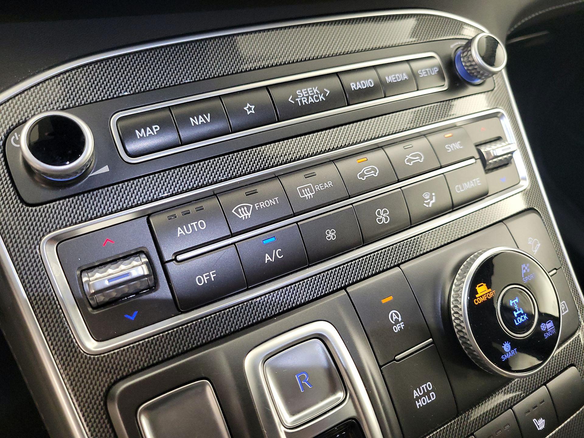 Thumbnail: 2023 Hyundai Santa Fe - 17