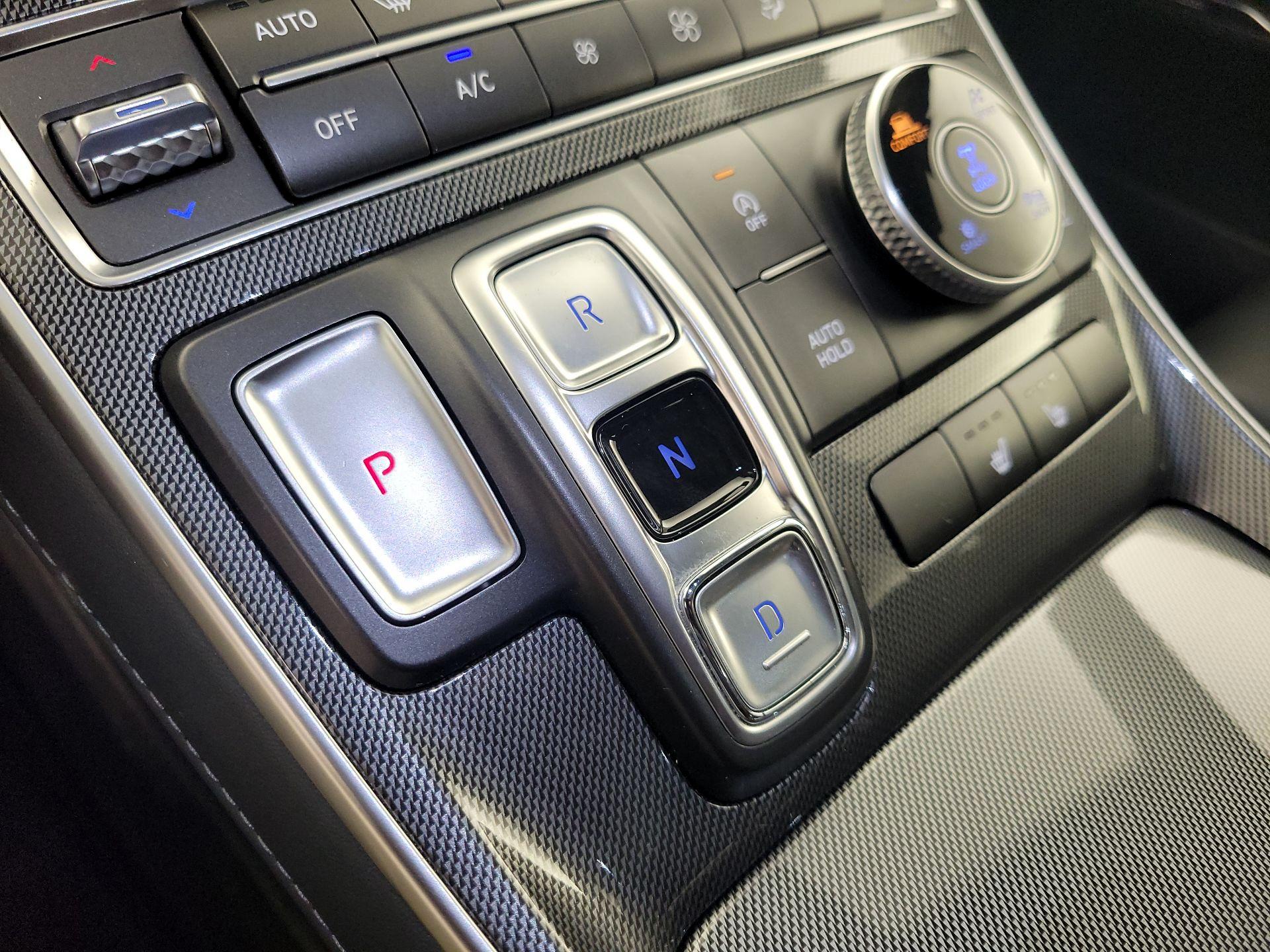 Thumbnail: 2023 Hyundai Santa Fe - 18