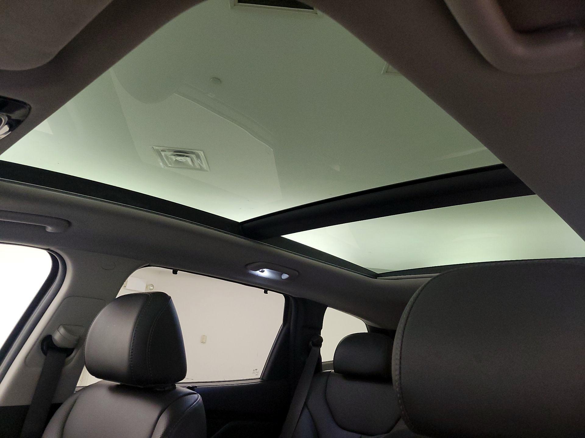 Thumbnail: 2023 Hyundai Santa Fe - 20