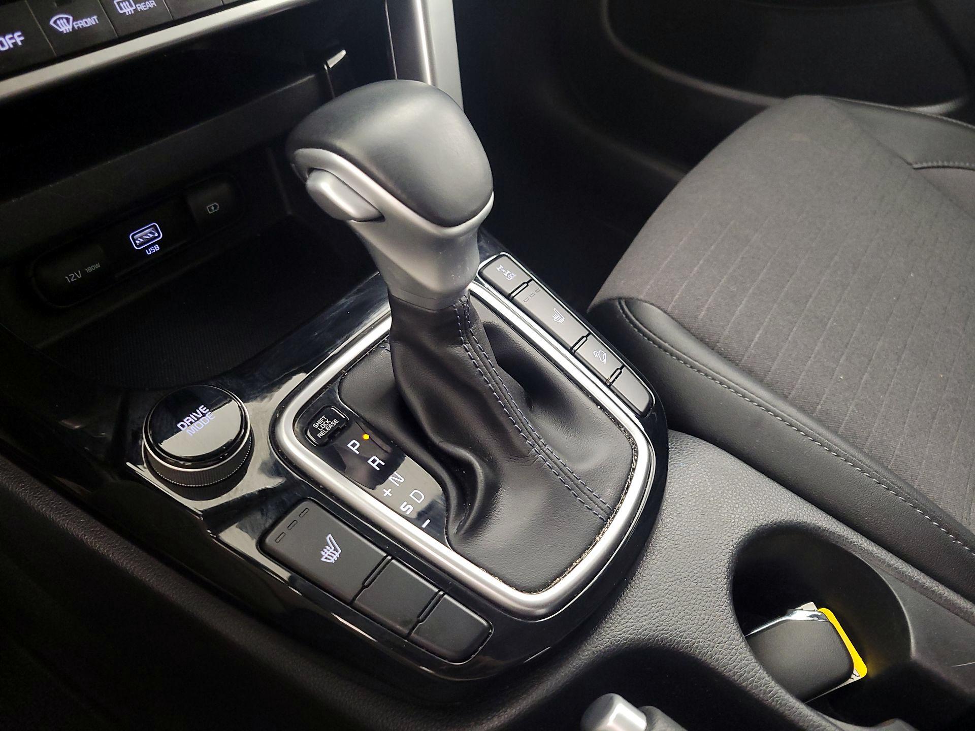 Thumbnail: 2023 Kia Seltos - 18