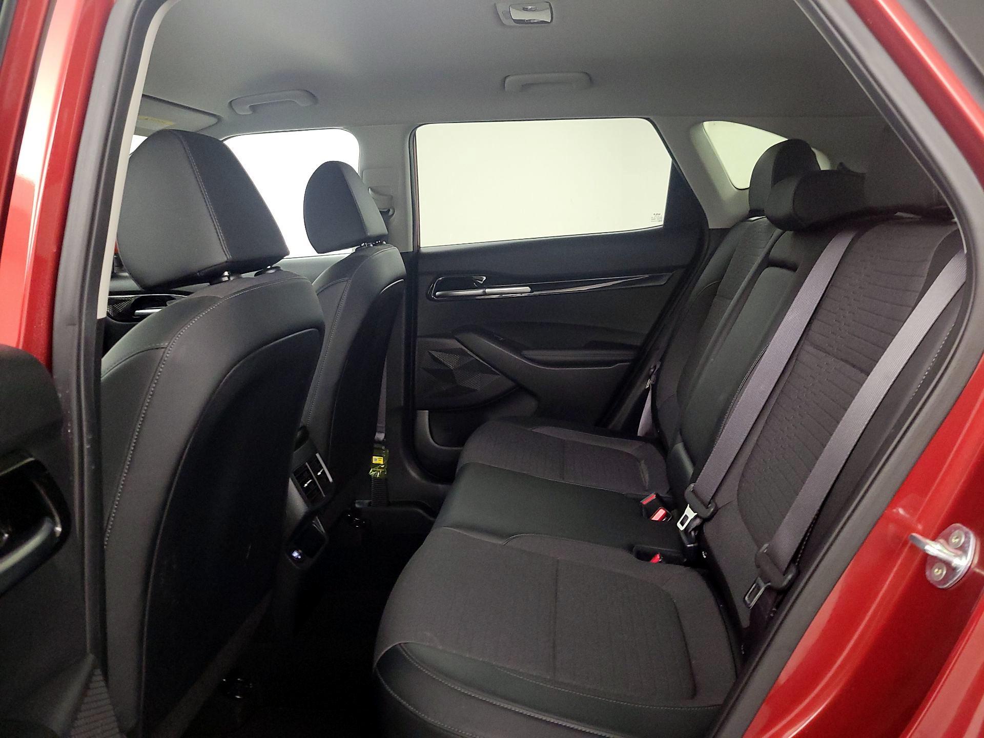 Thumbnail: 2023 Kia Seltos - 20