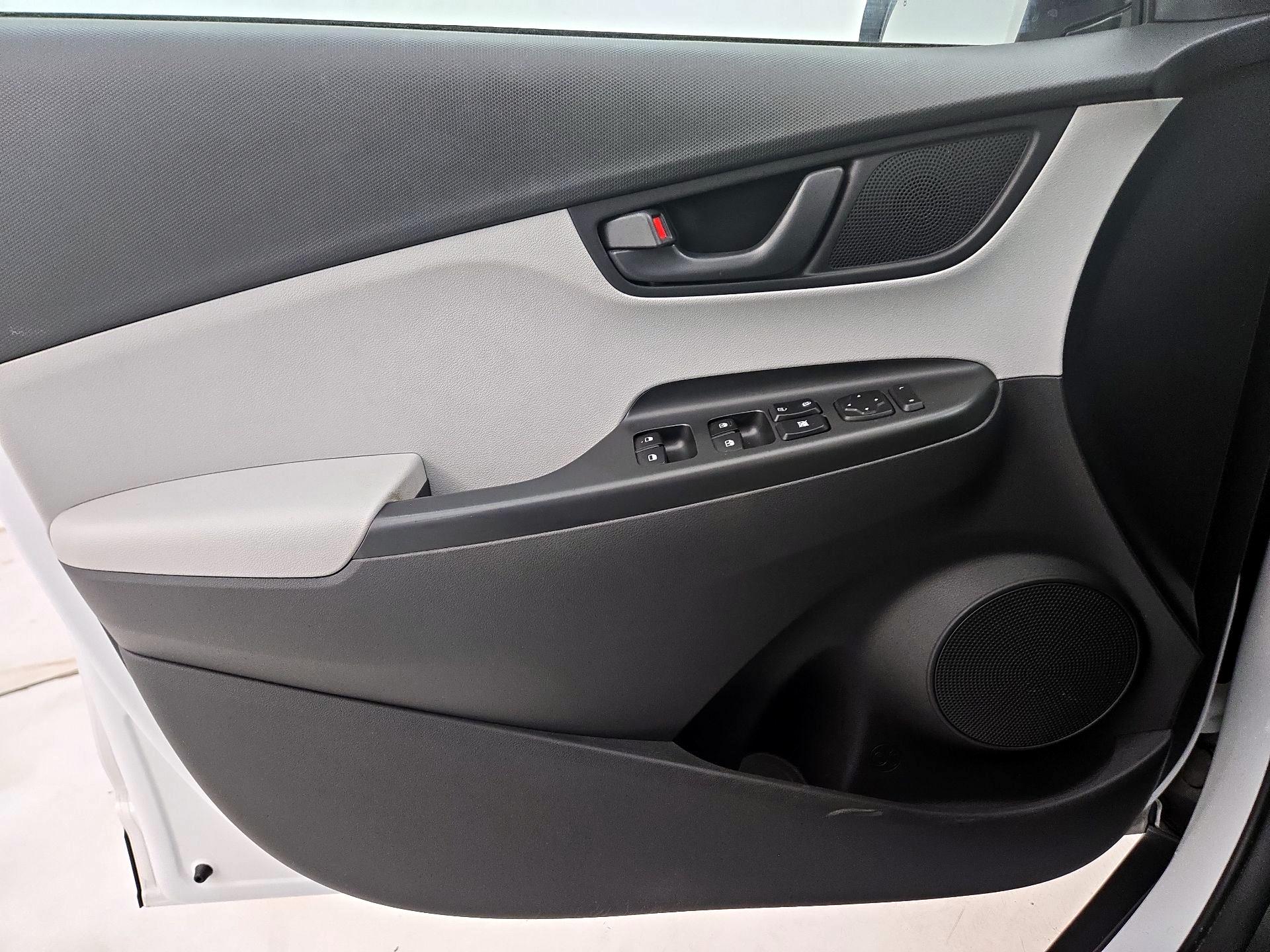 Thumbnail: 2023 Hyundai Kona - 12