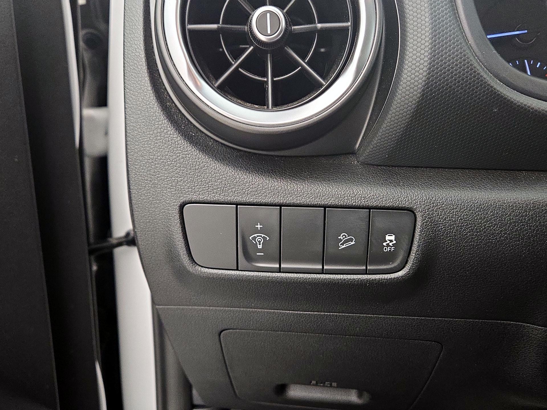 Thumbnail: 2023 Hyundai Kona - 13