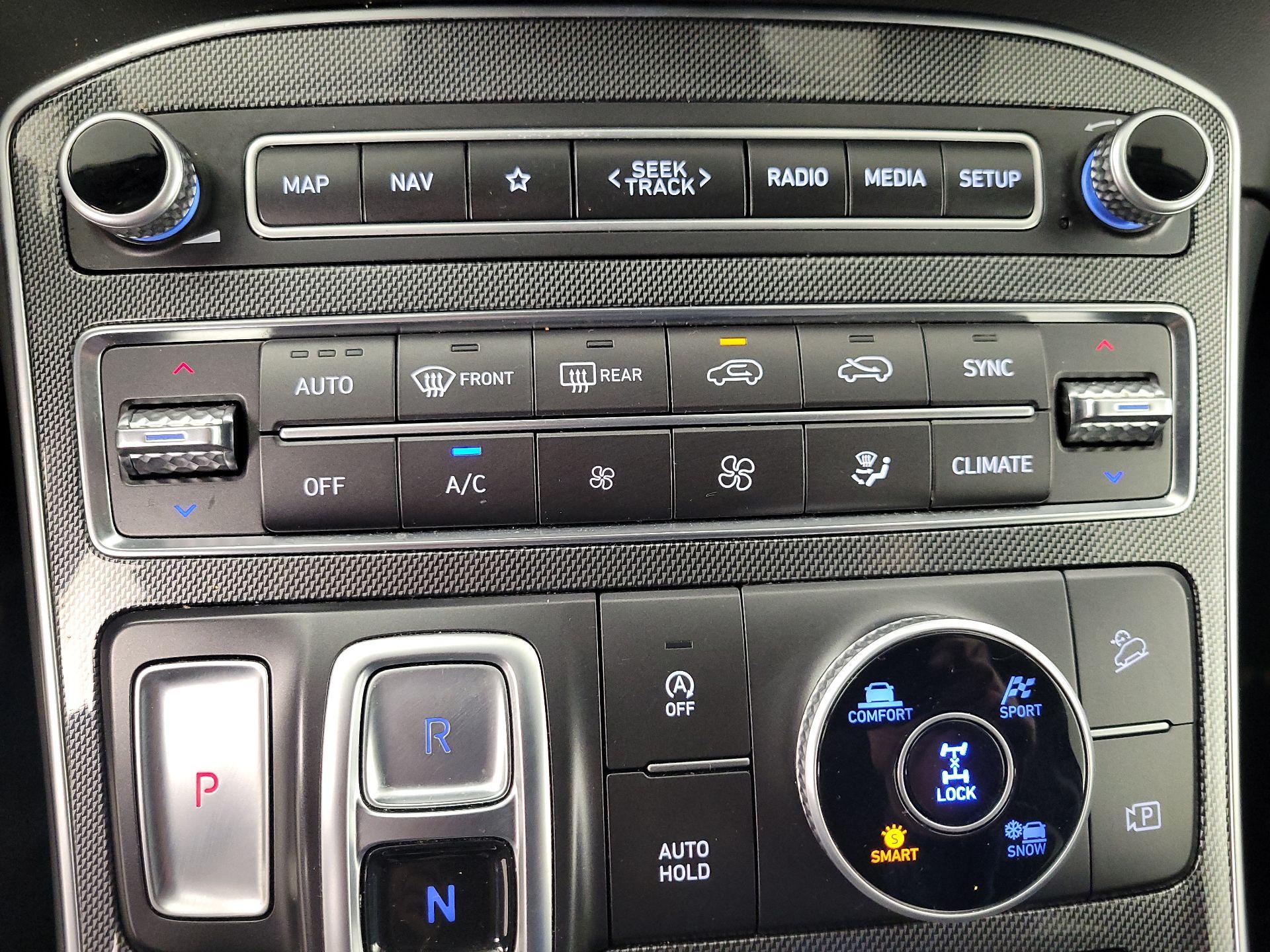 Thumbnail: 2023 Hyundai Santa Fe - 17