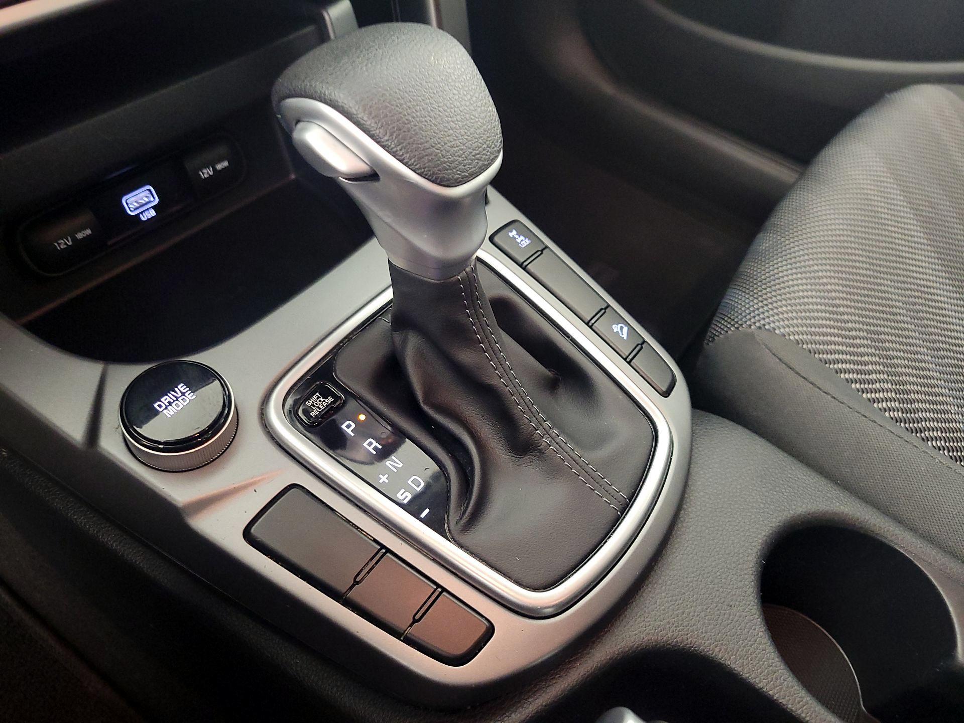 Thumbnail: 2023 Kia Seltos - 17