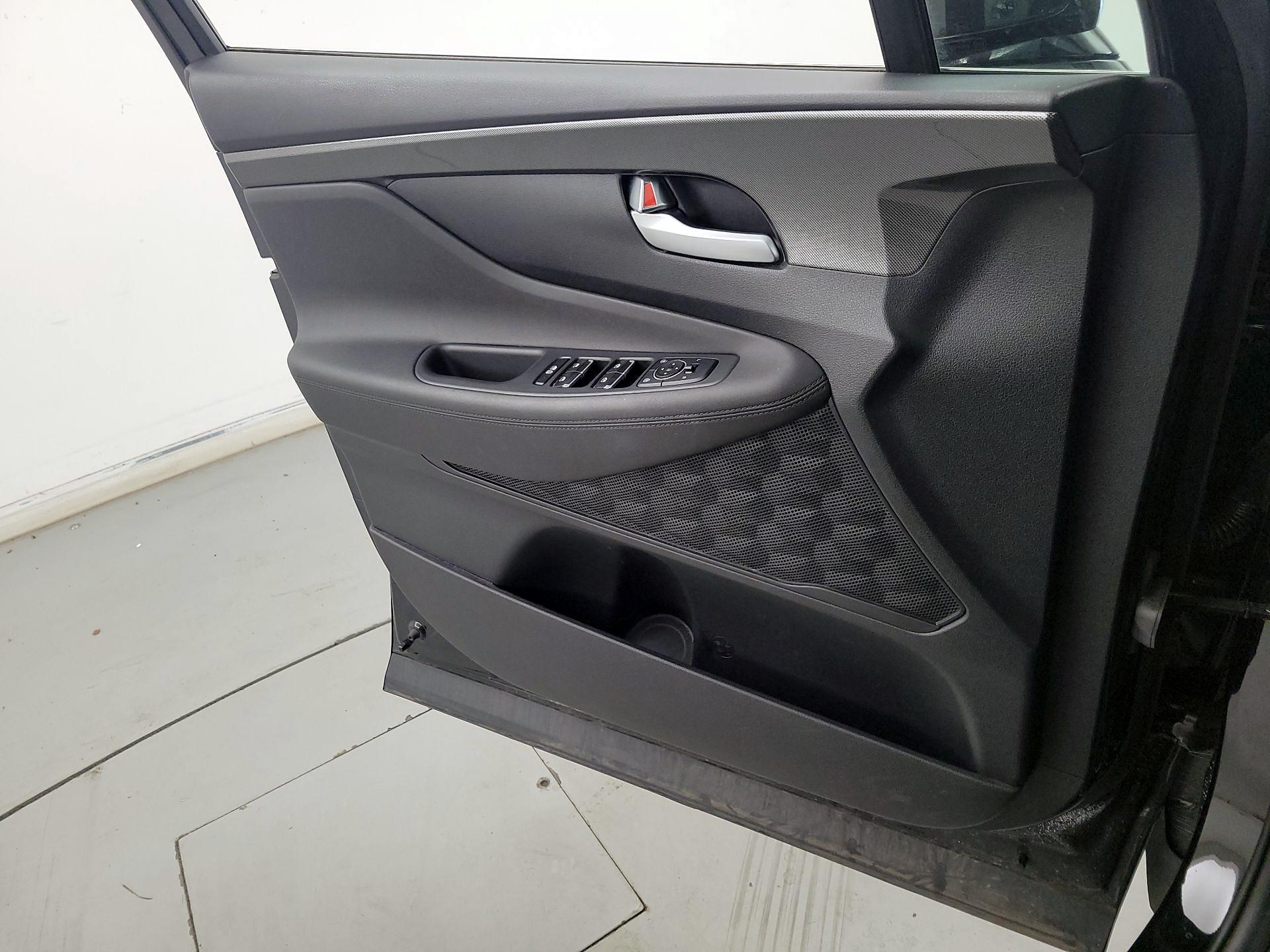 Thumbnail: 2023 Hyundai Santa Fe - 12