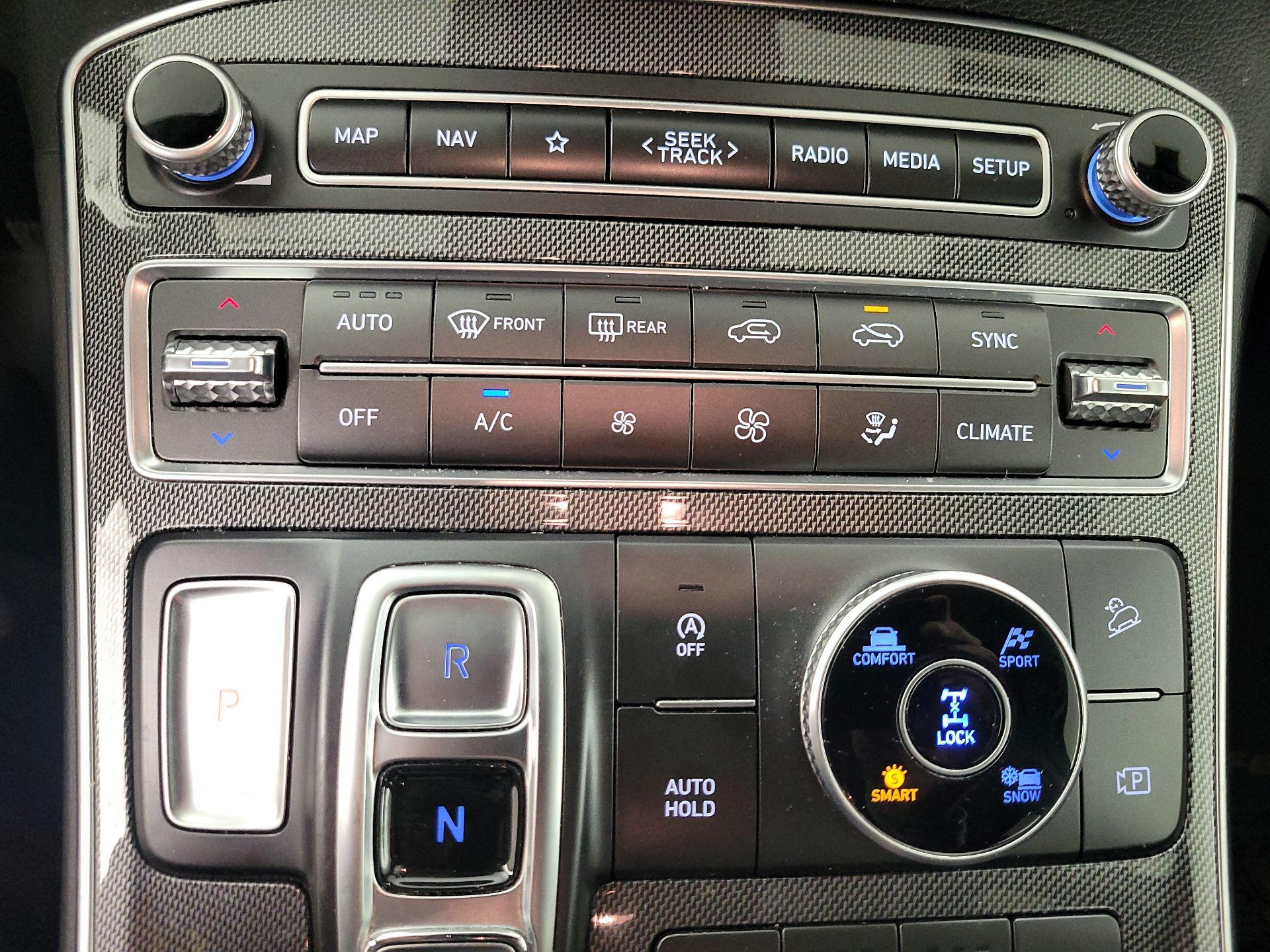 Thumbnail: 2023 Hyundai Santa Fe - 17