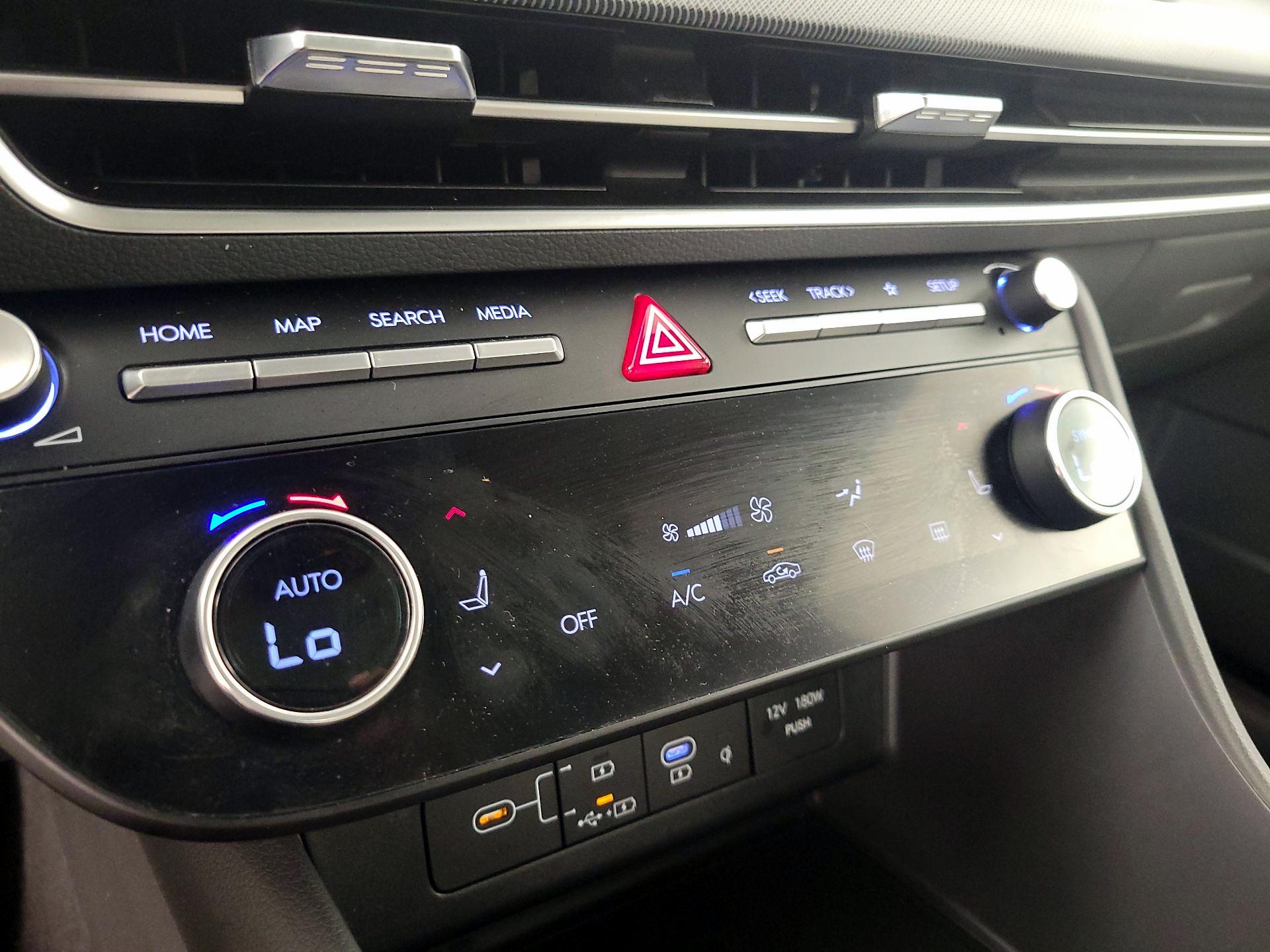 Thumbnail: 2024 Hyundai Sonata - 17