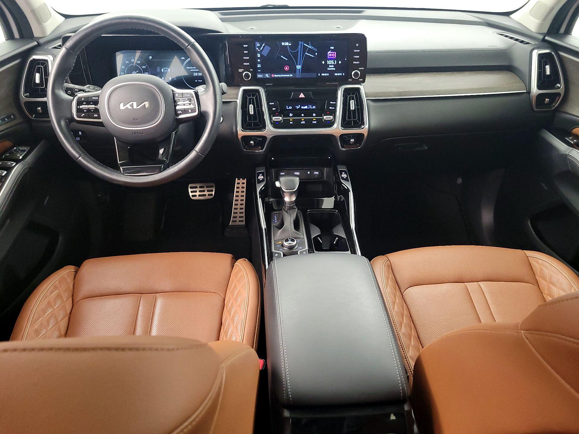 Thumbnail: 2022 Kia Sorento - 9