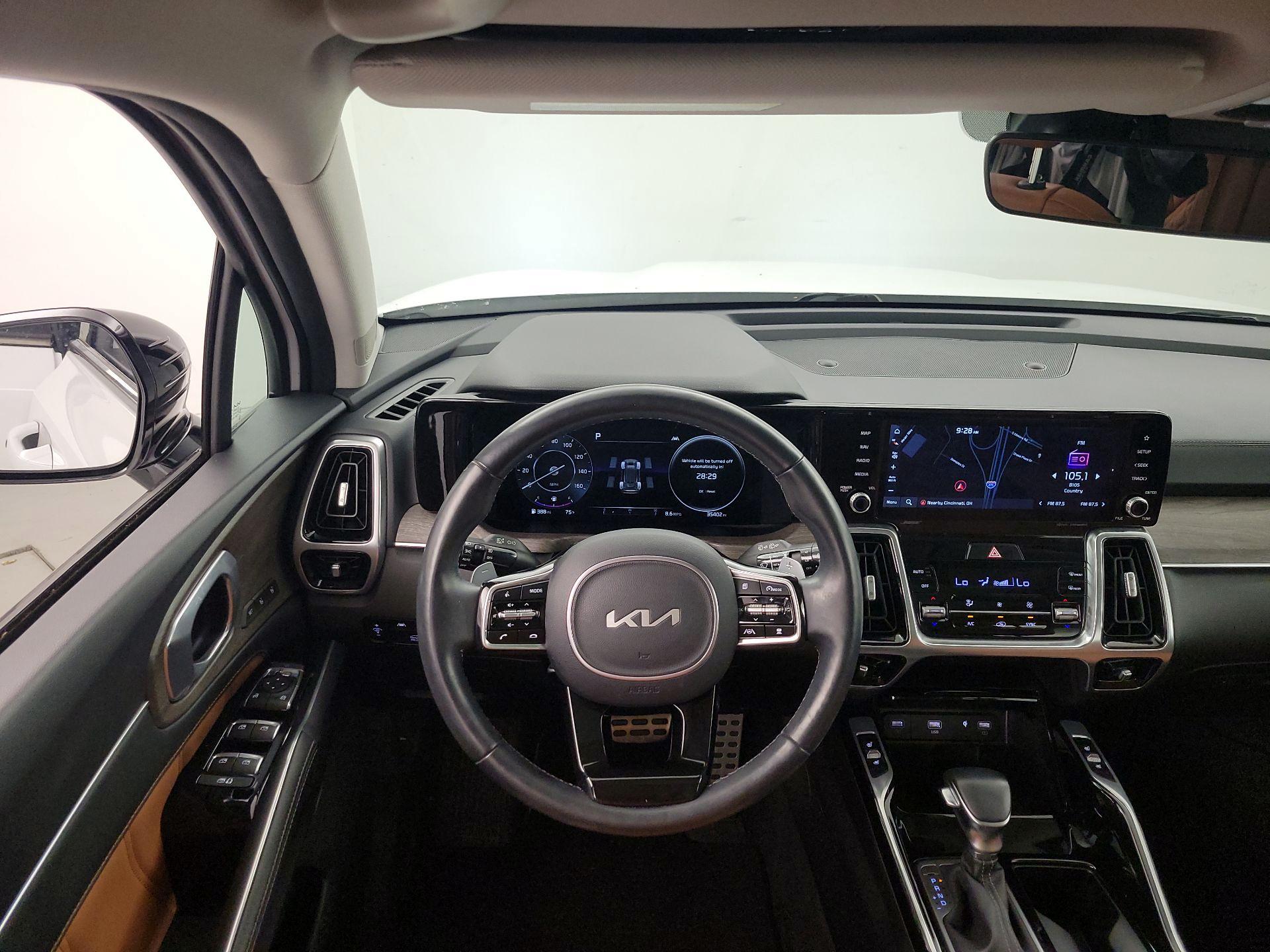 Thumbnail: 2022 Kia Sorento - 10