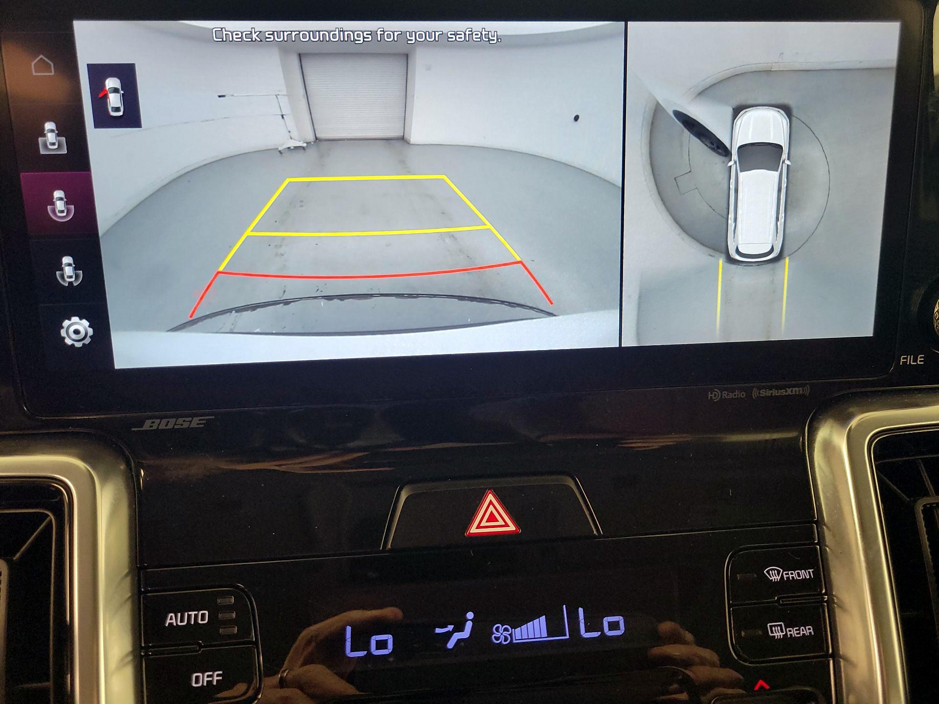 Thumbnail: 2022 Kia Sorento - 15