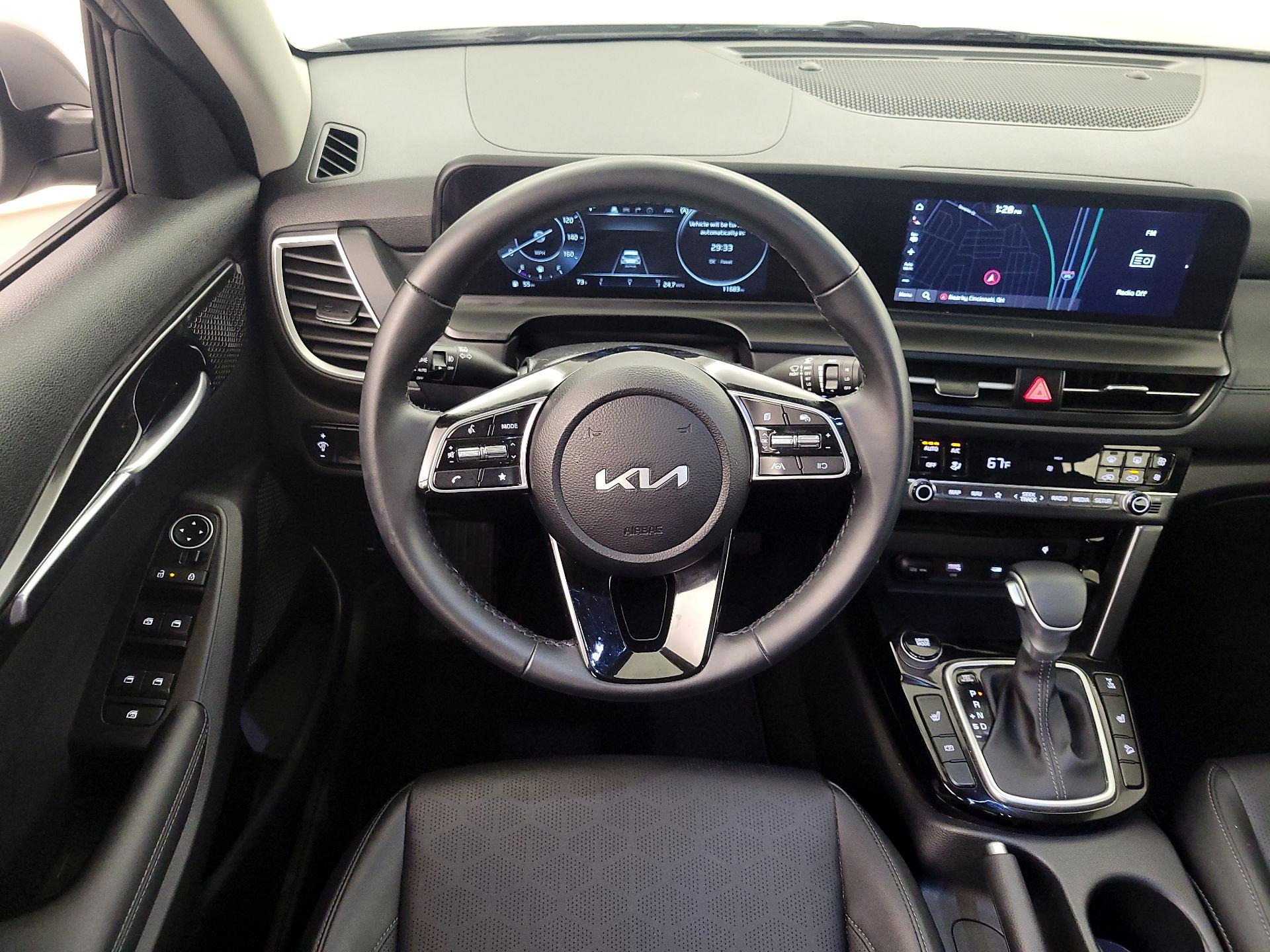 Thumbnail: 2024 Kia Seltos - 10