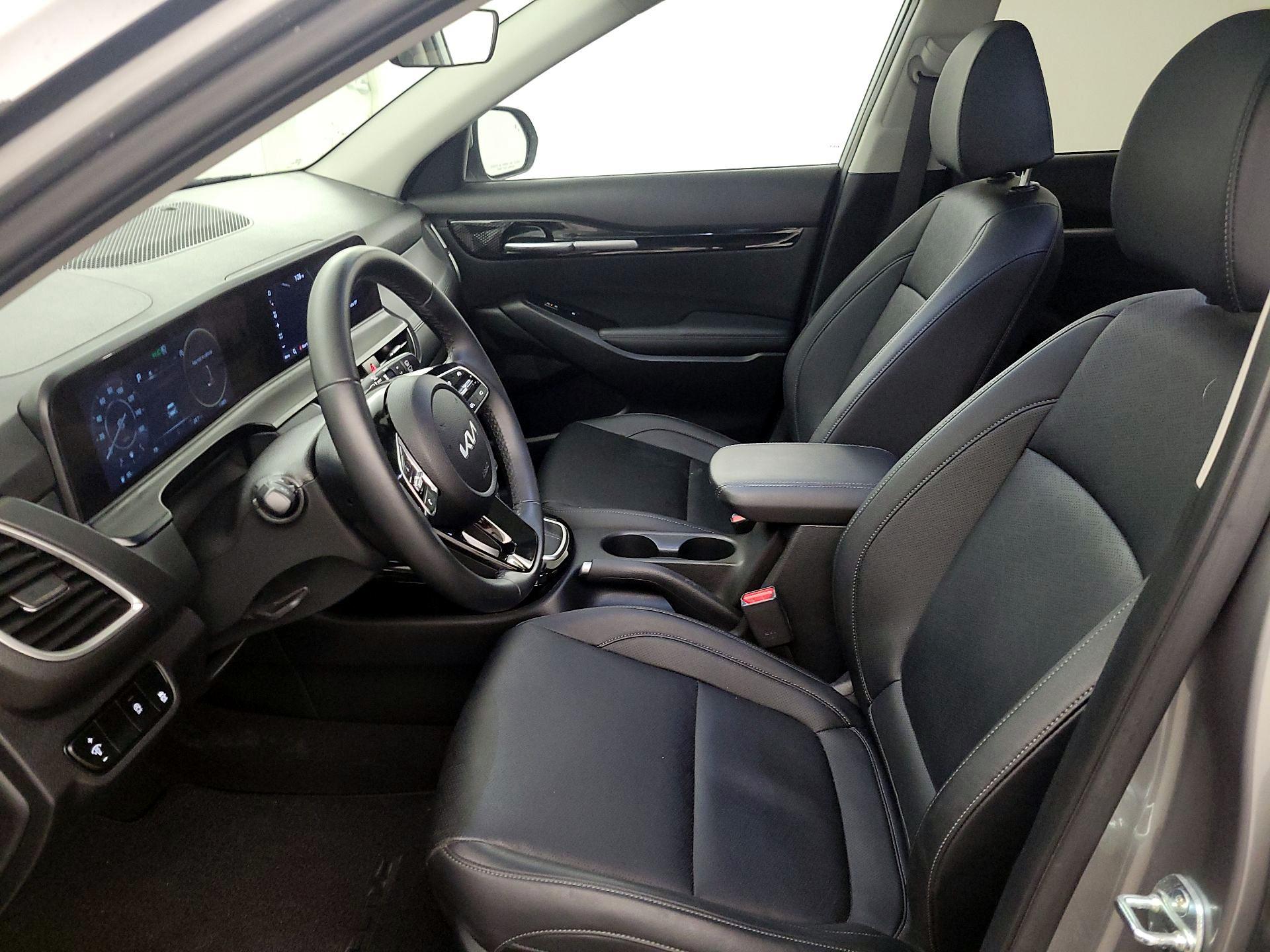 Thumbnail: 2024 Kia Seltos - 11