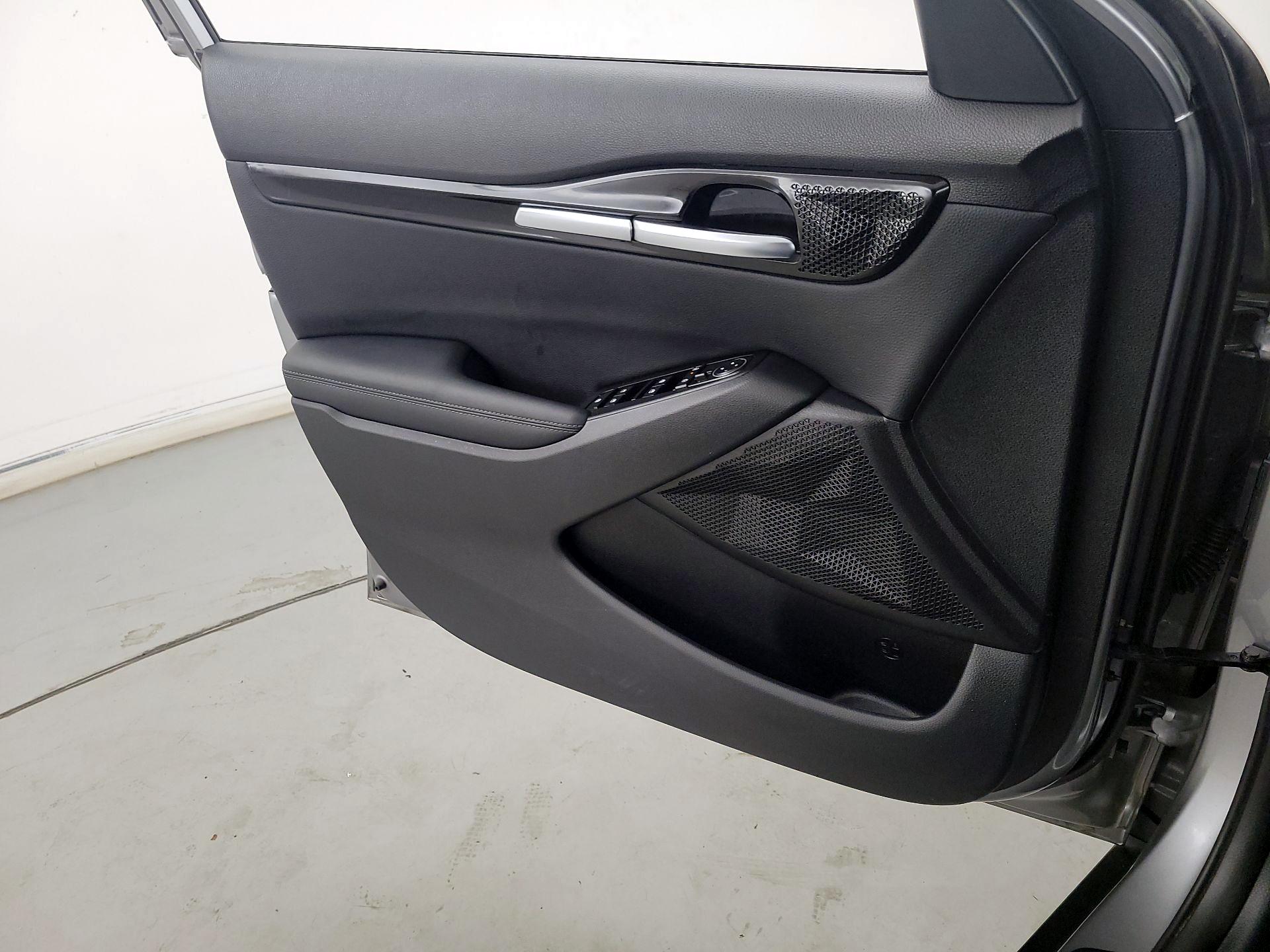 Thumbnail: 2024 Kia Seltos - 12