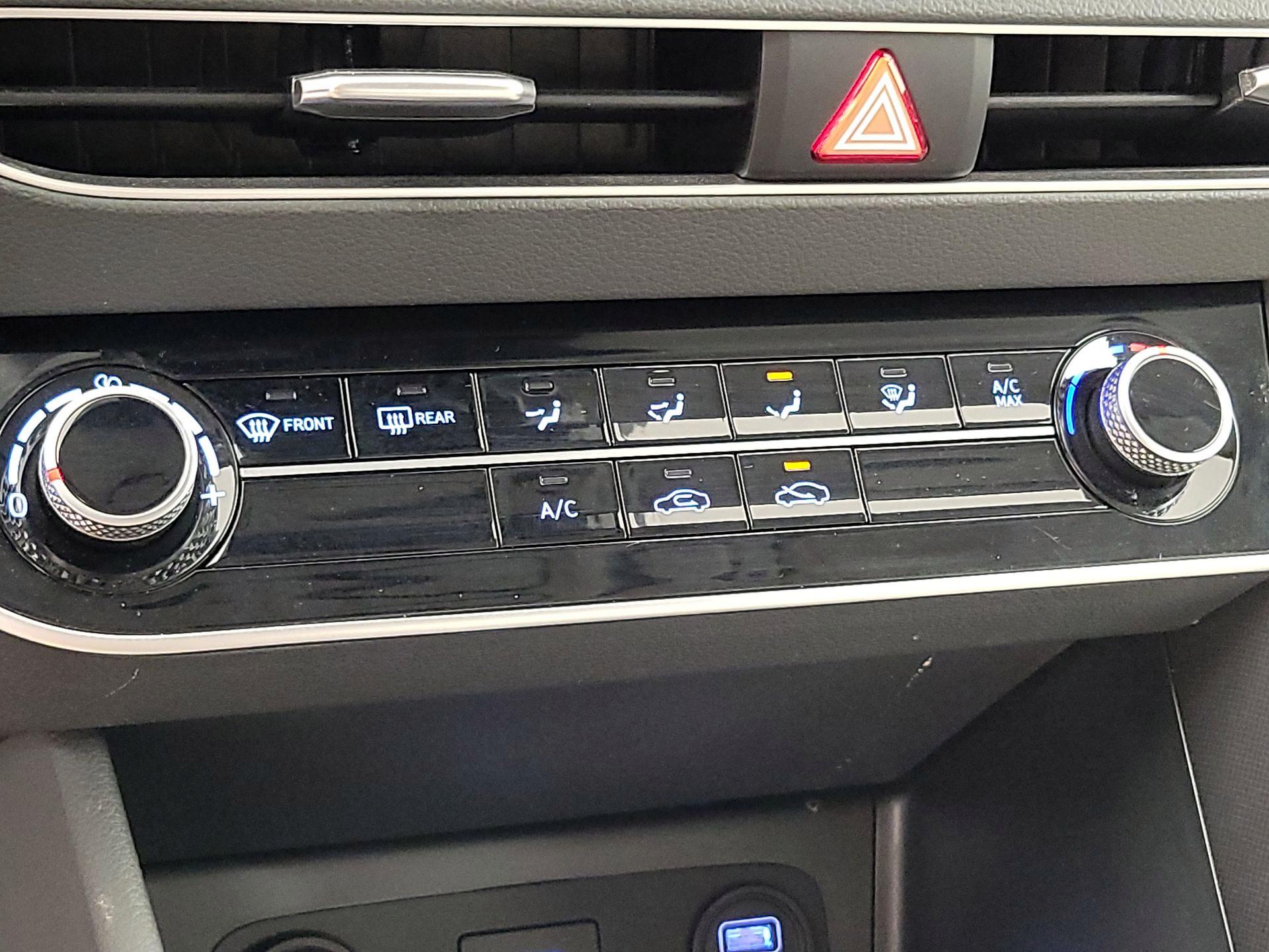 Thumbnail: 2023 Hyundai Sonata - 16