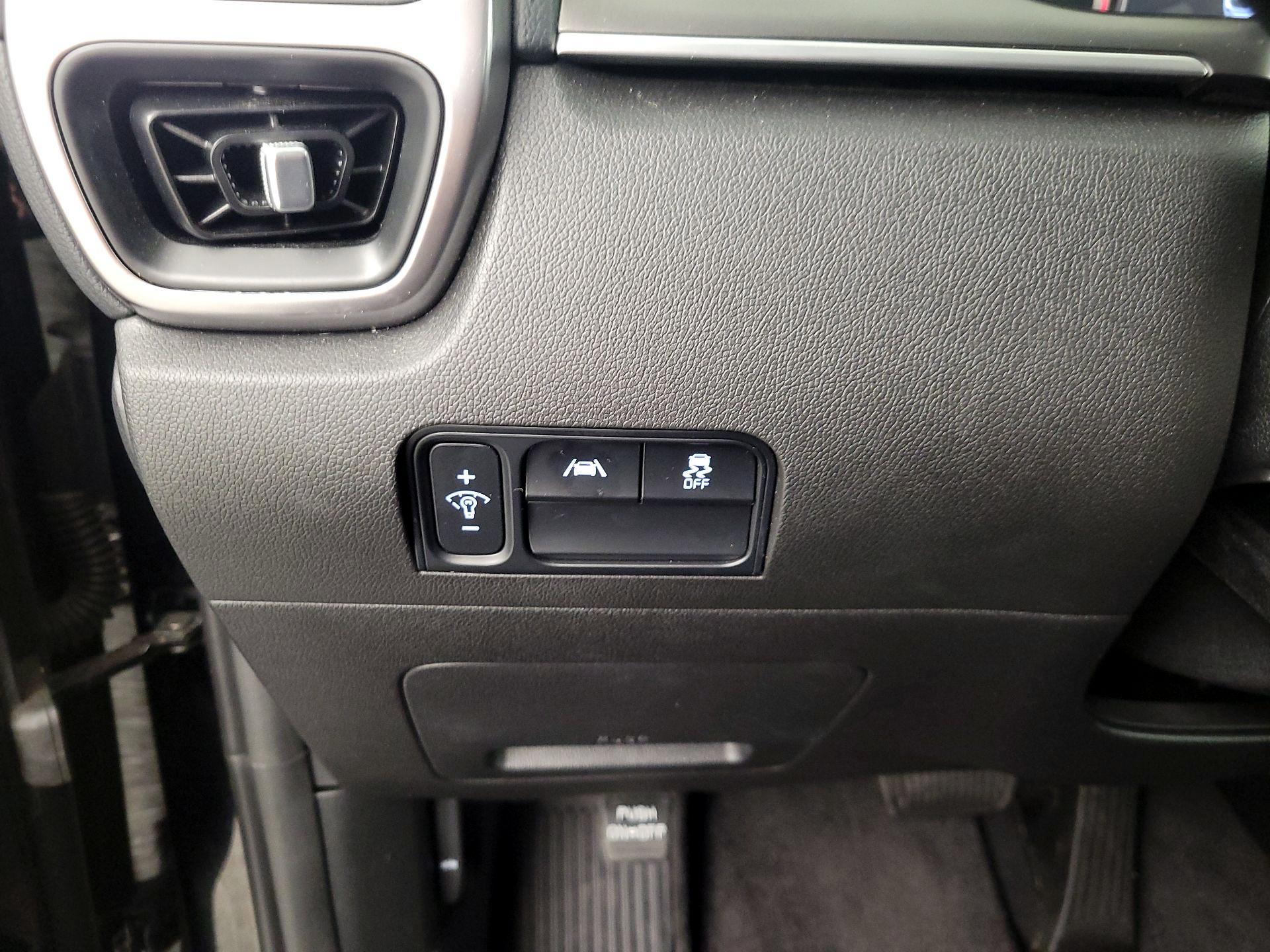 Thumbnail: 2023 Kia Sorento - 13