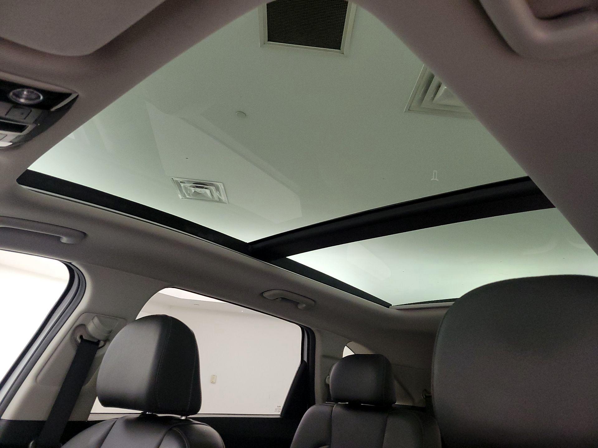 Thumbnail: 2023 Kia Sorento - 20