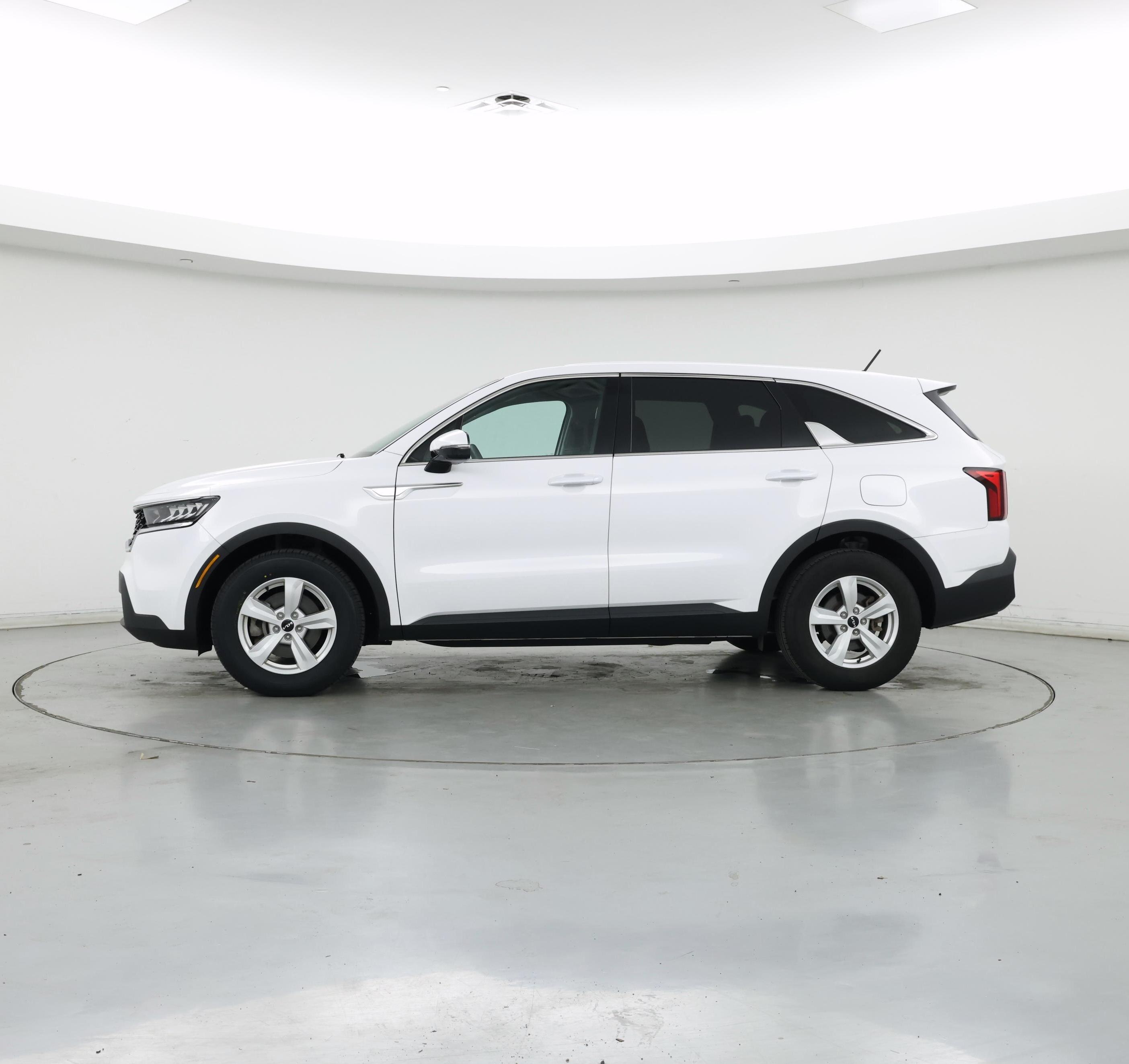 Thumbnail: 2023 Kia Sorento - 3