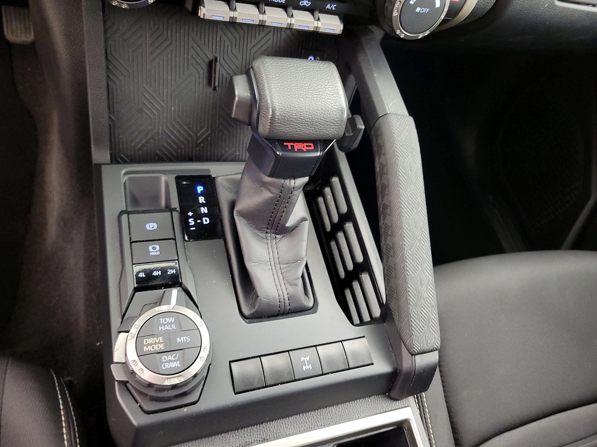 Thumbnail: 2024 Toyota Tacoma - 17