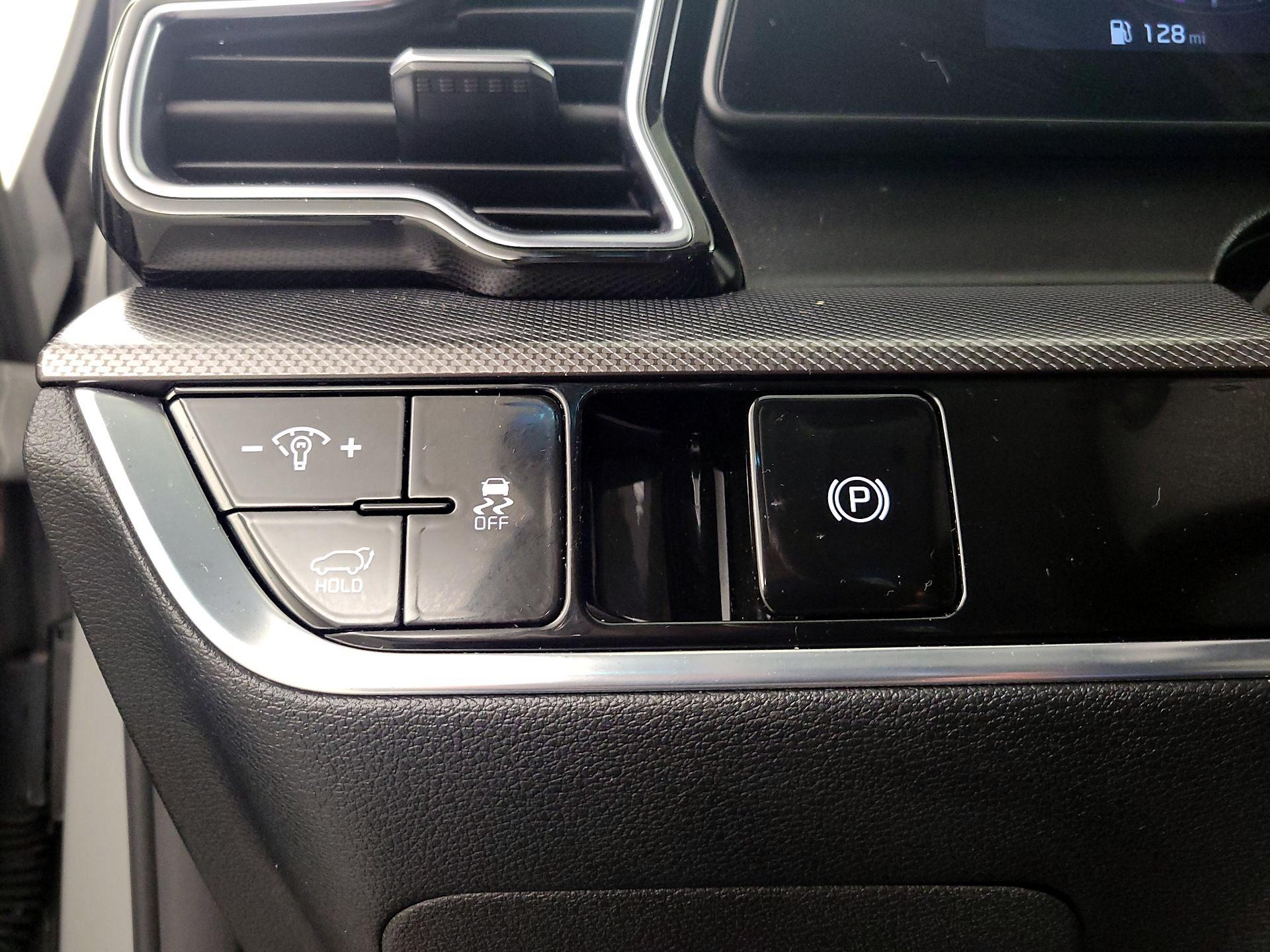 Thumbnail: 2023 Kia Sportage - 13