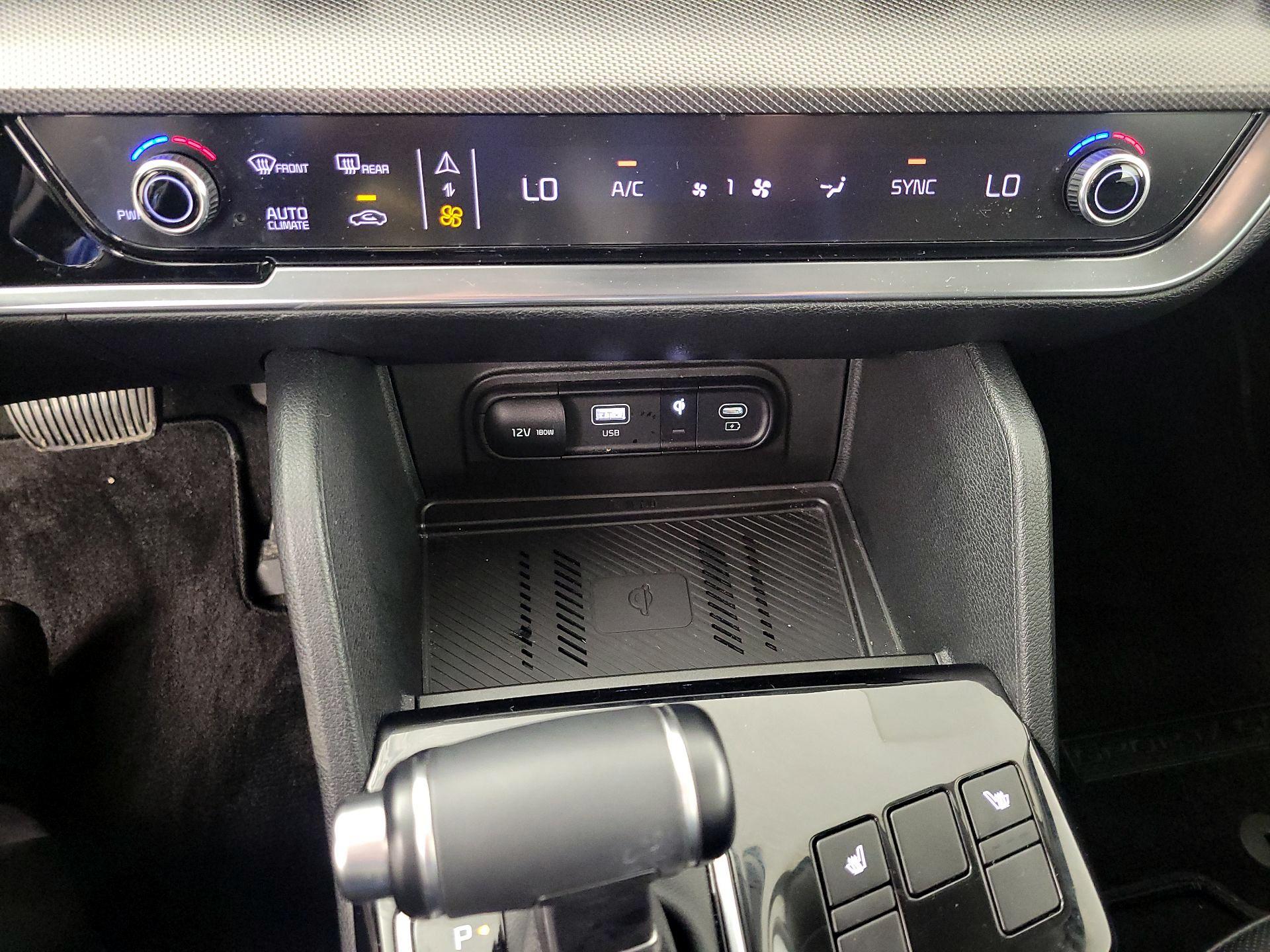 Thumbnail: 2023 Kia Sportage - 17