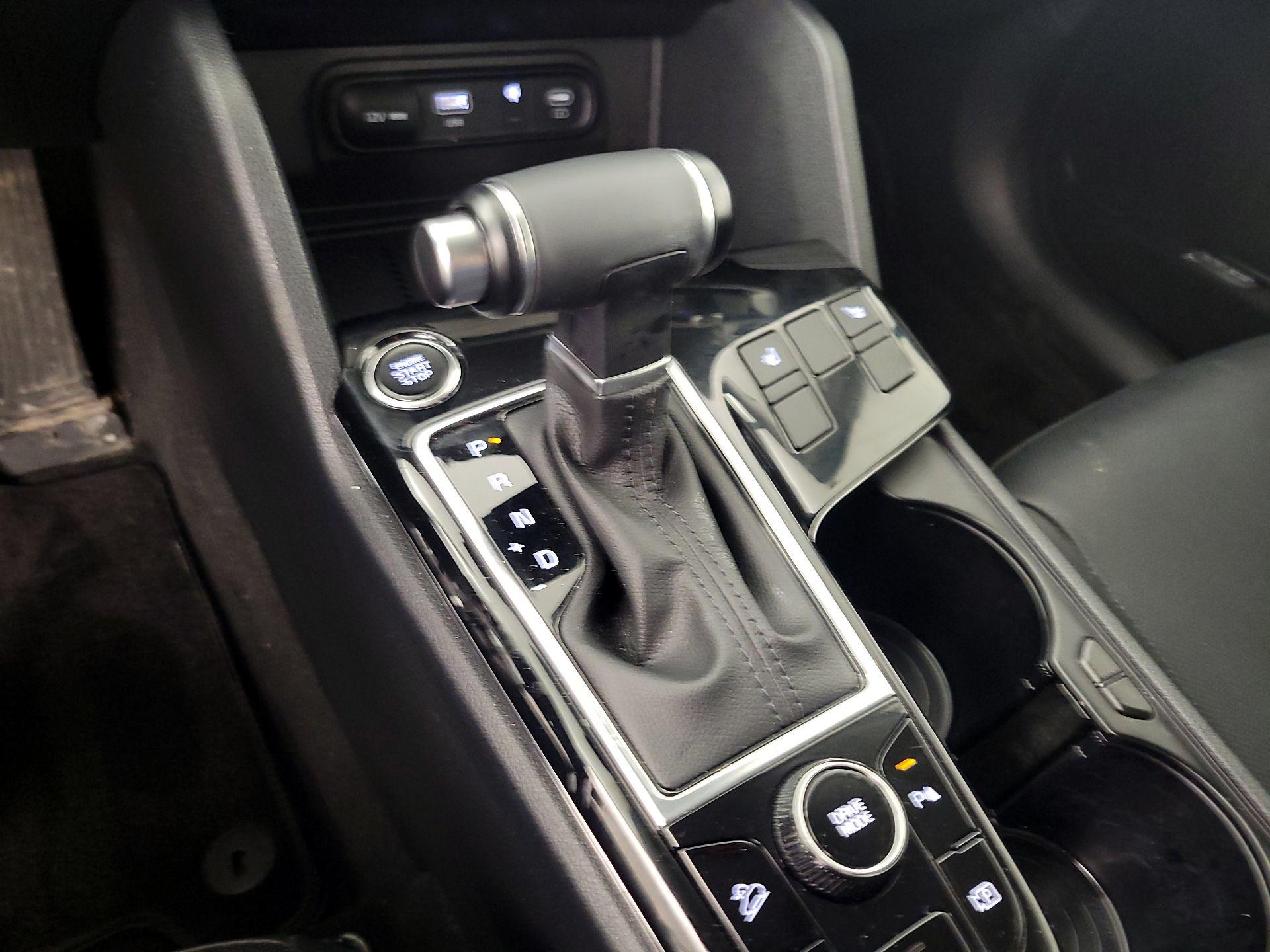 Thumbnail: 2023 Kia Sportage - 18