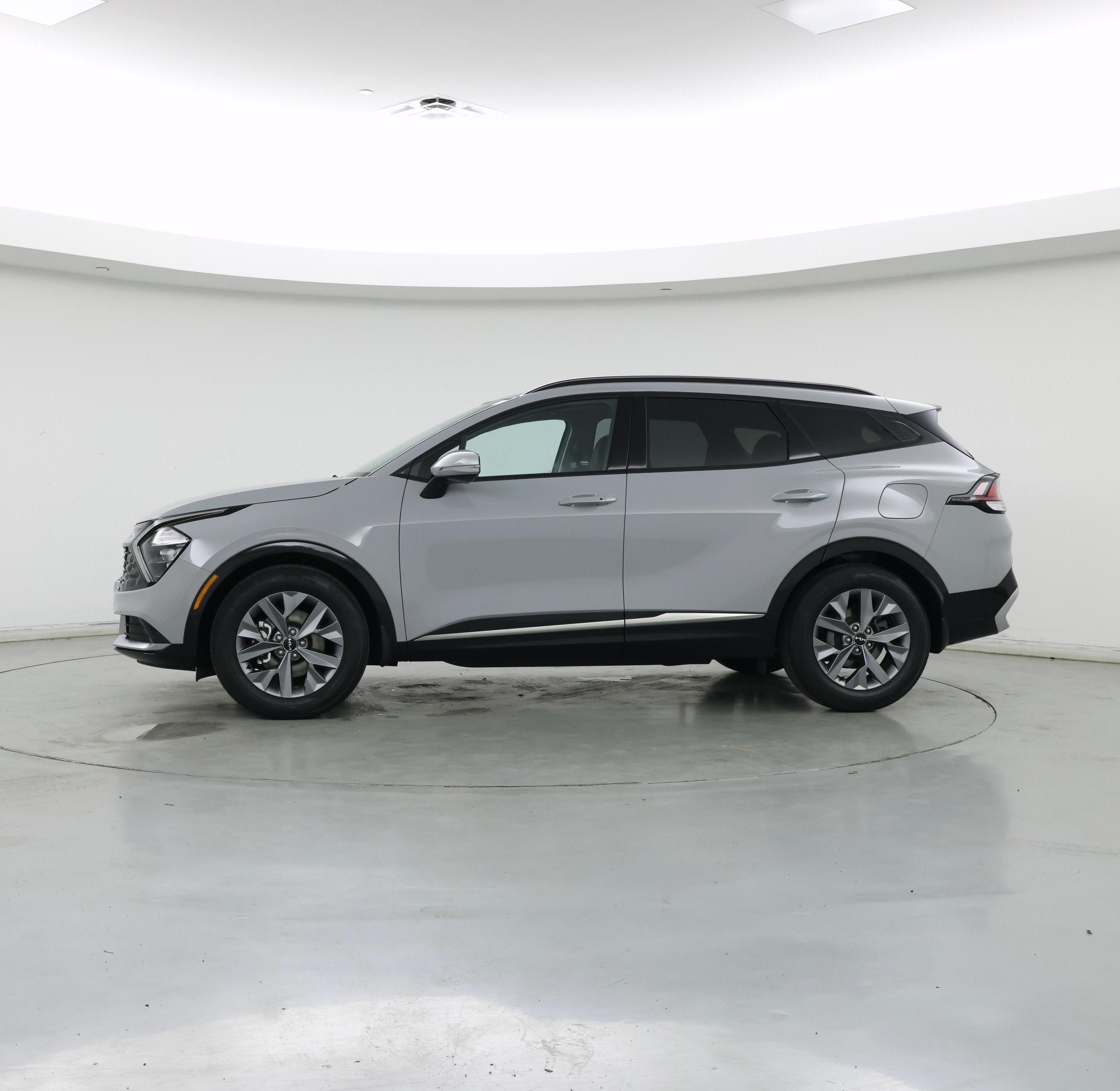 Thumbnail: 2023 Kia Sportage - 3