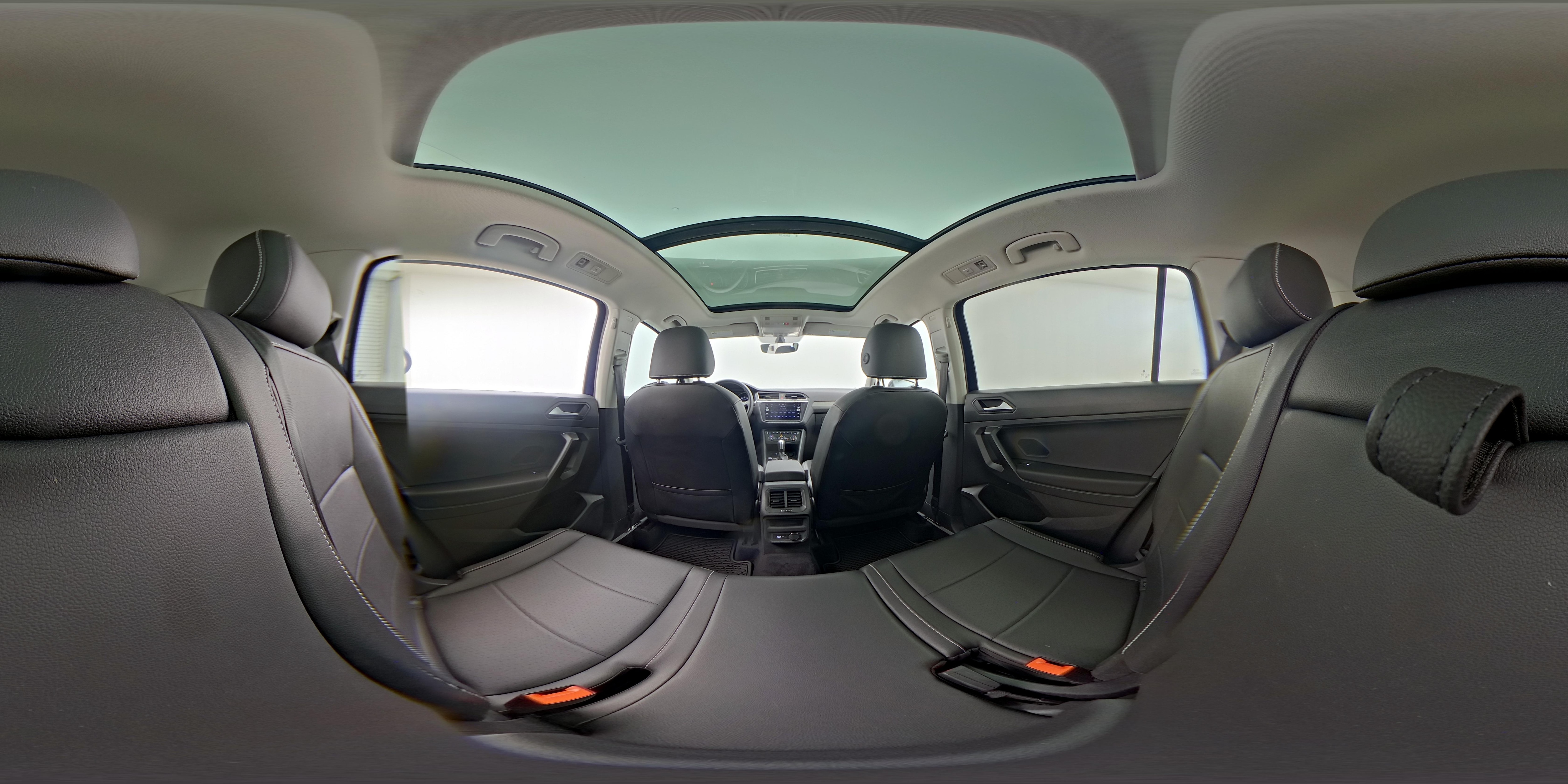 2021 Volkswagen Tiguan SE - Photo 26