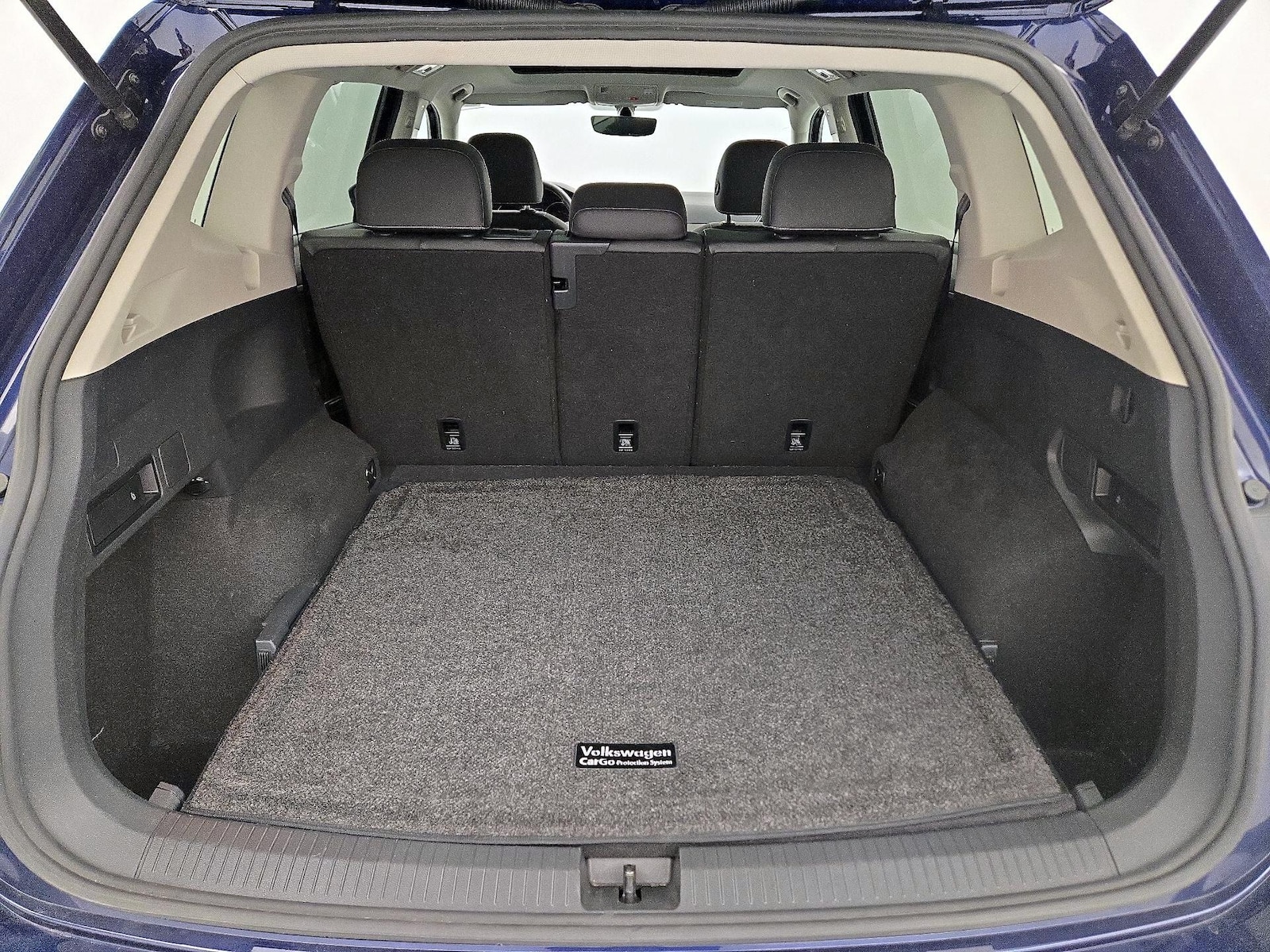 2021 Volkswagen Tiguan SE - Photo 22