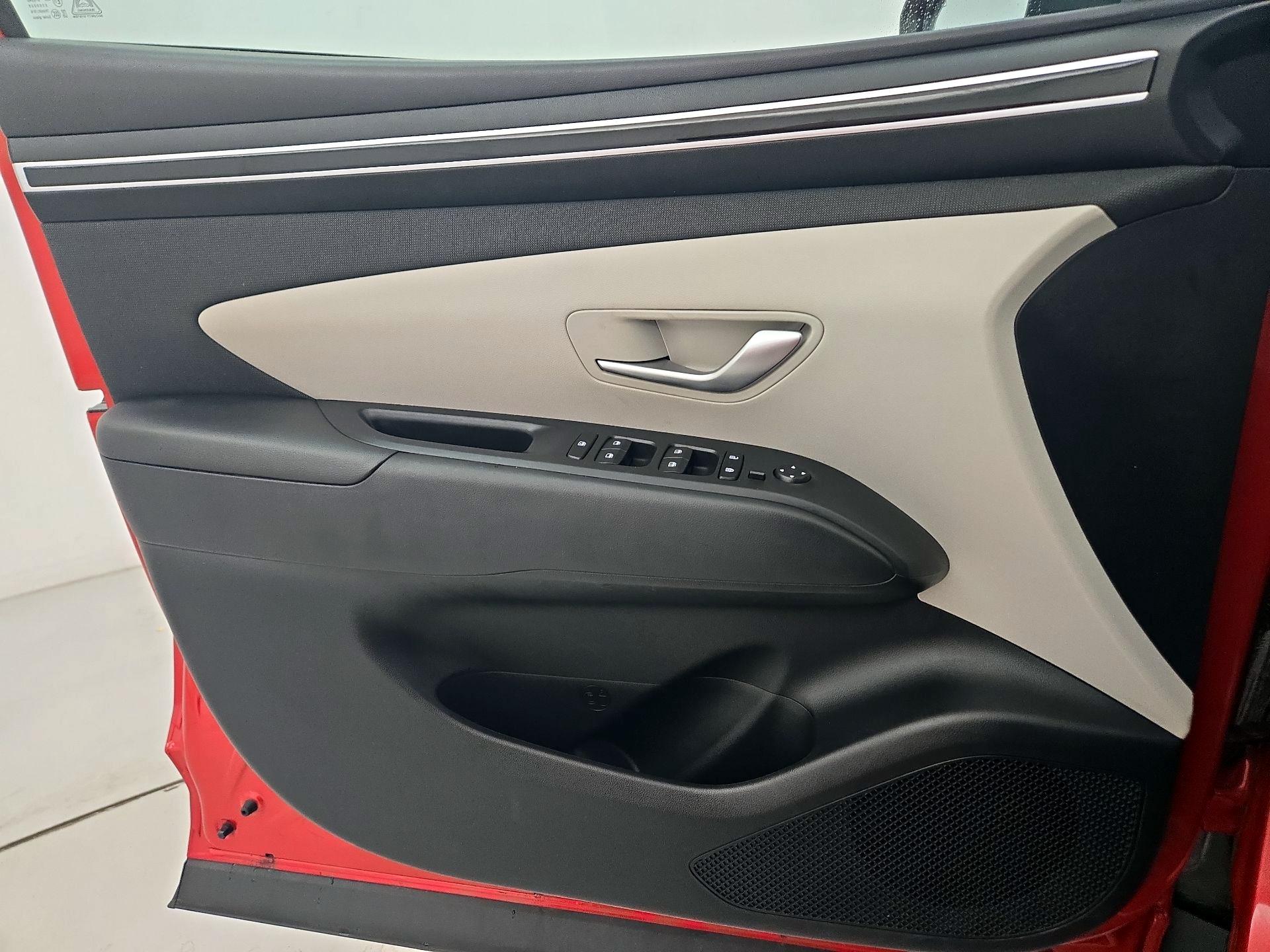Thumbnail: 2023 Hyundai Tucson - 12