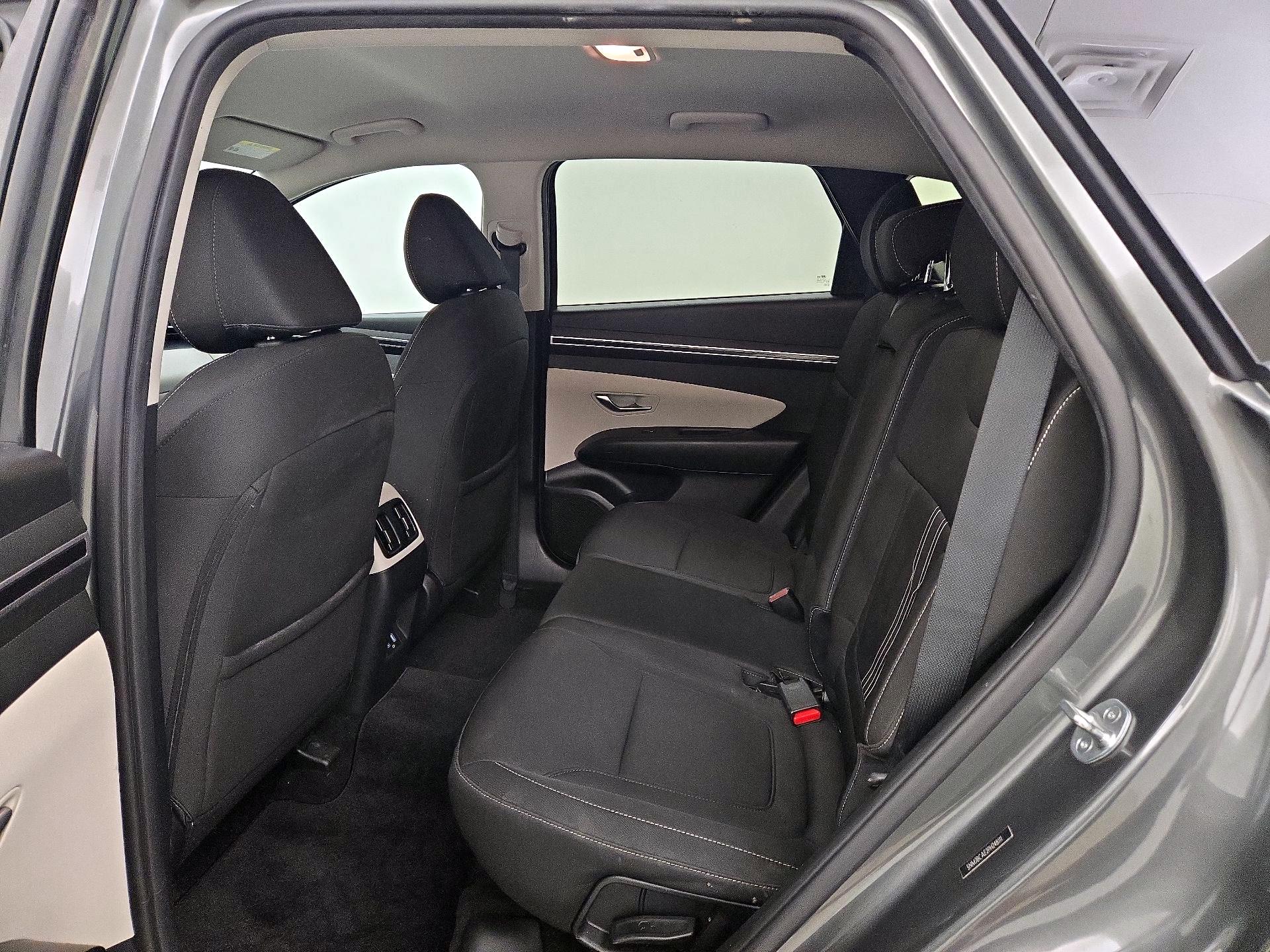 Thumbnail: 2023 Hyundai Tucson - 19