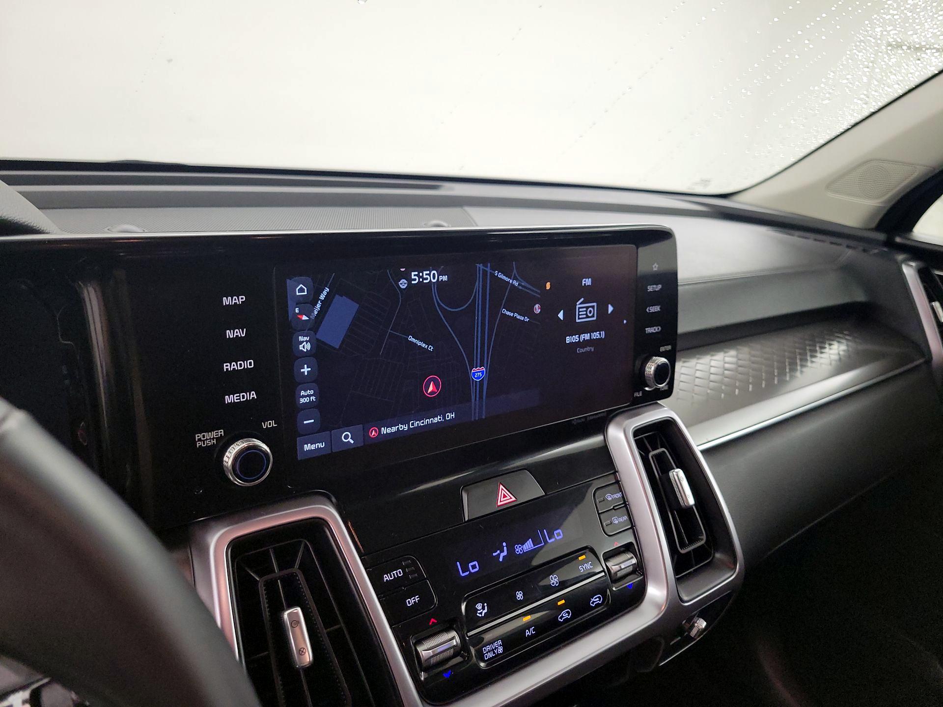 Thumbnail: 2023 Kia Sorento - 14
