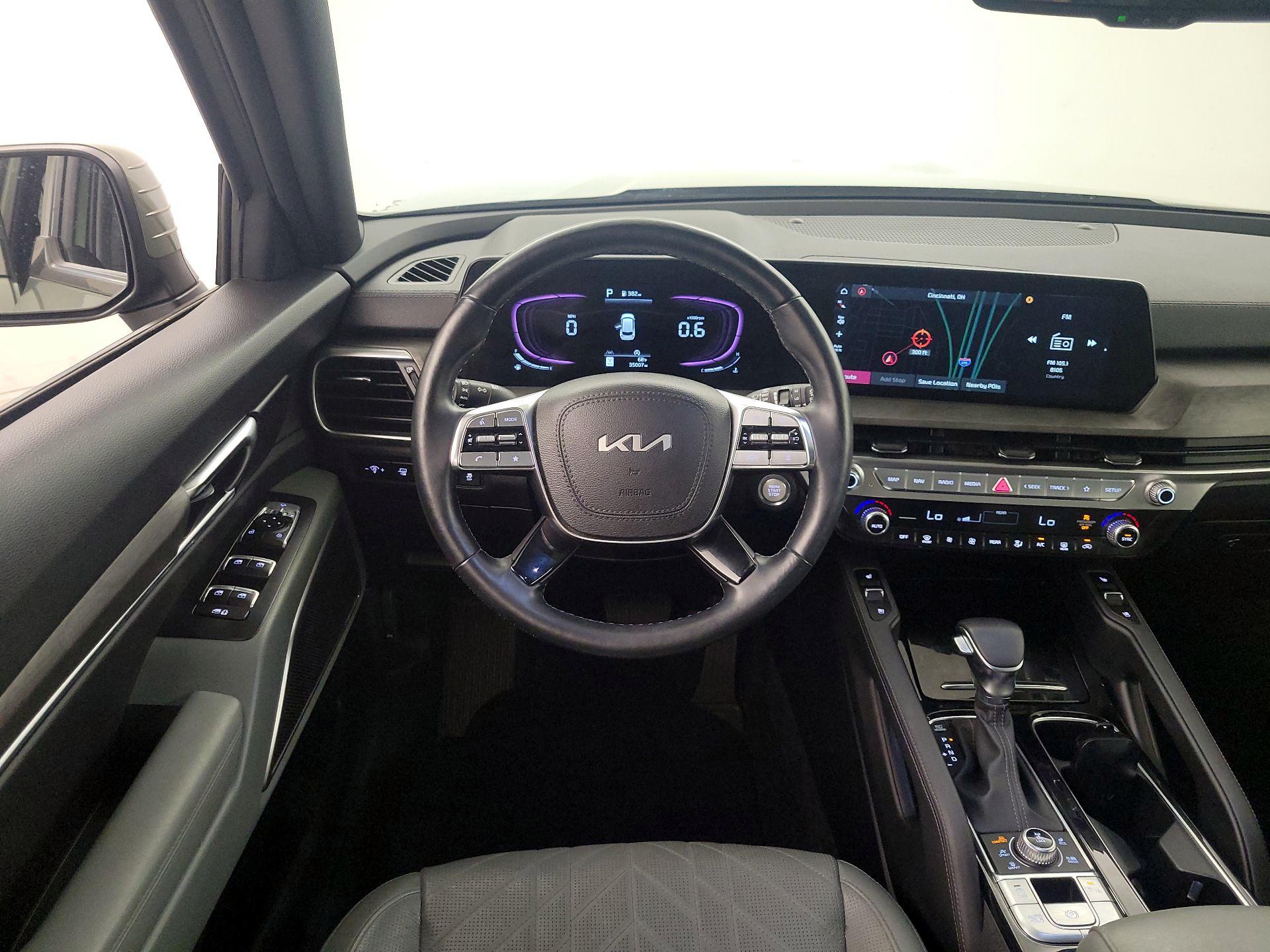 Thumbnail: 2023 Kia Telluride - 10