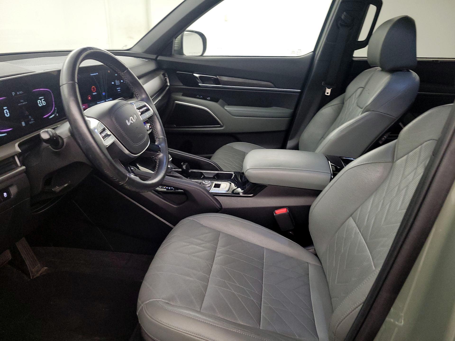 Thumbnail: 2023 Kia Telluride - 11