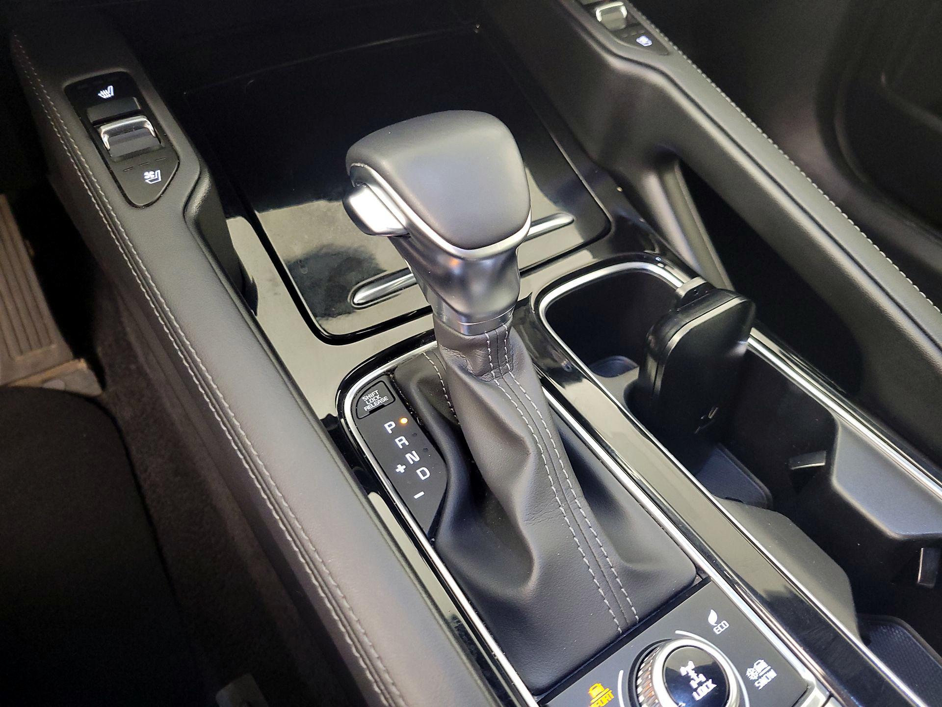 Thumbnail: 2023 Kia Telluride - 18