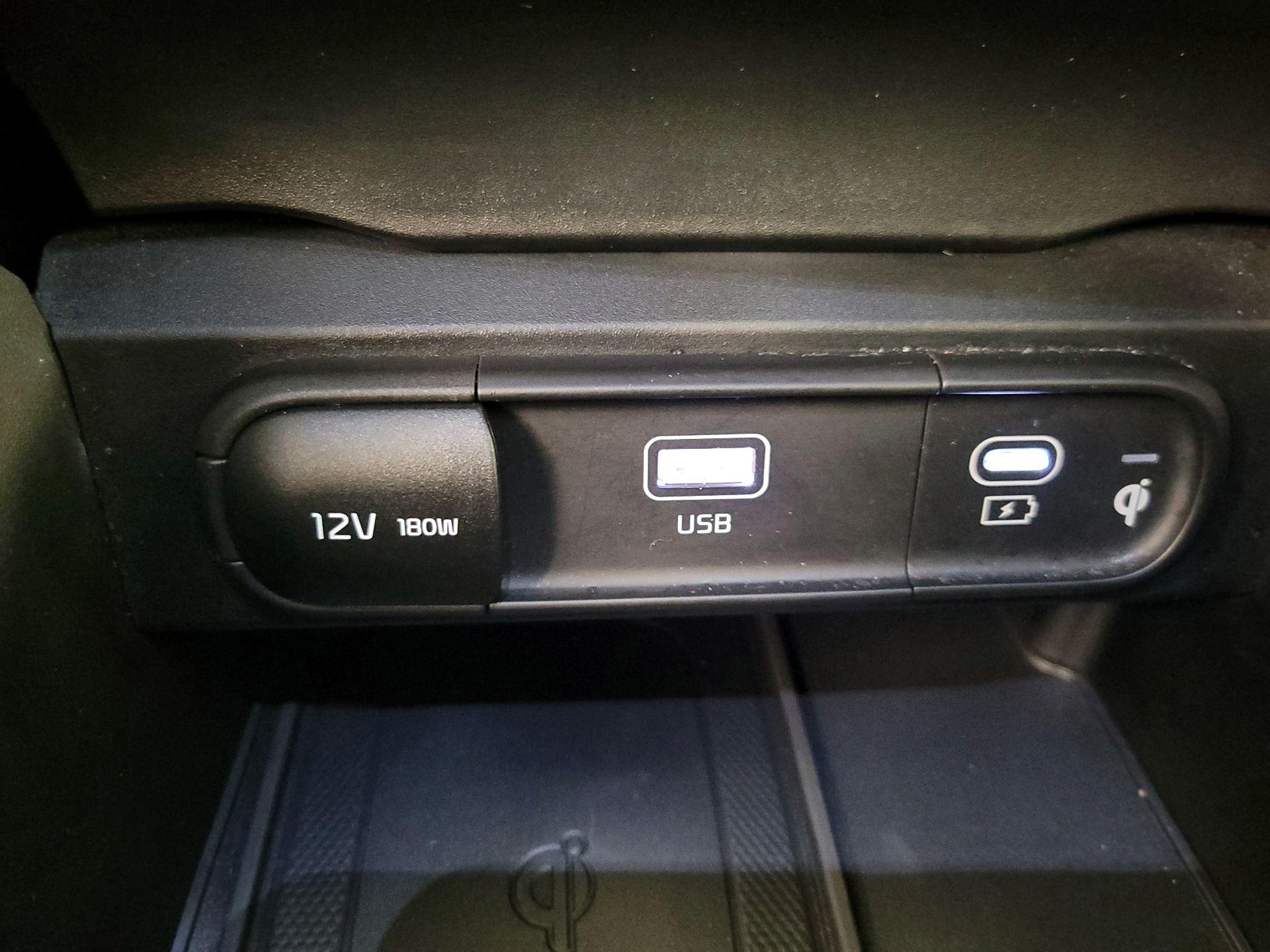 Thumbnail: 2023 Kia Telluride - 19