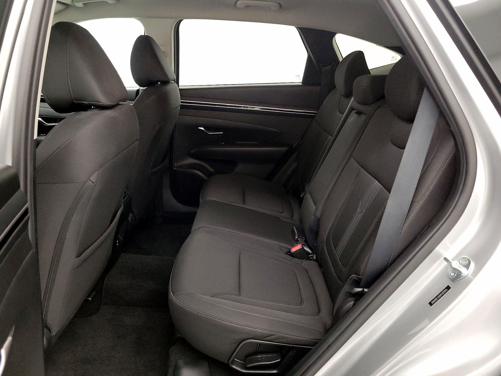 Thumbnail: 2023 Hyundai Tucson - 19