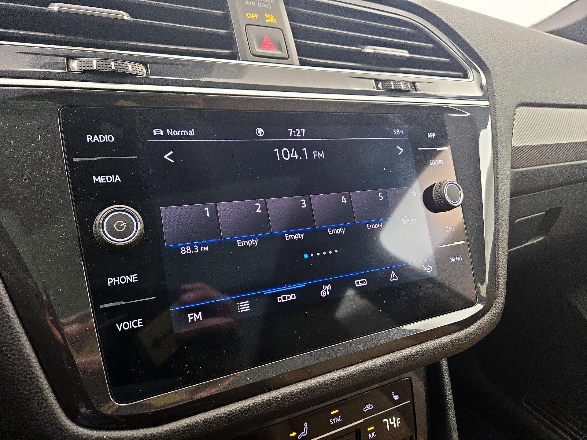 Thumbnail: 2024 Volkswagen Tiguan - 15