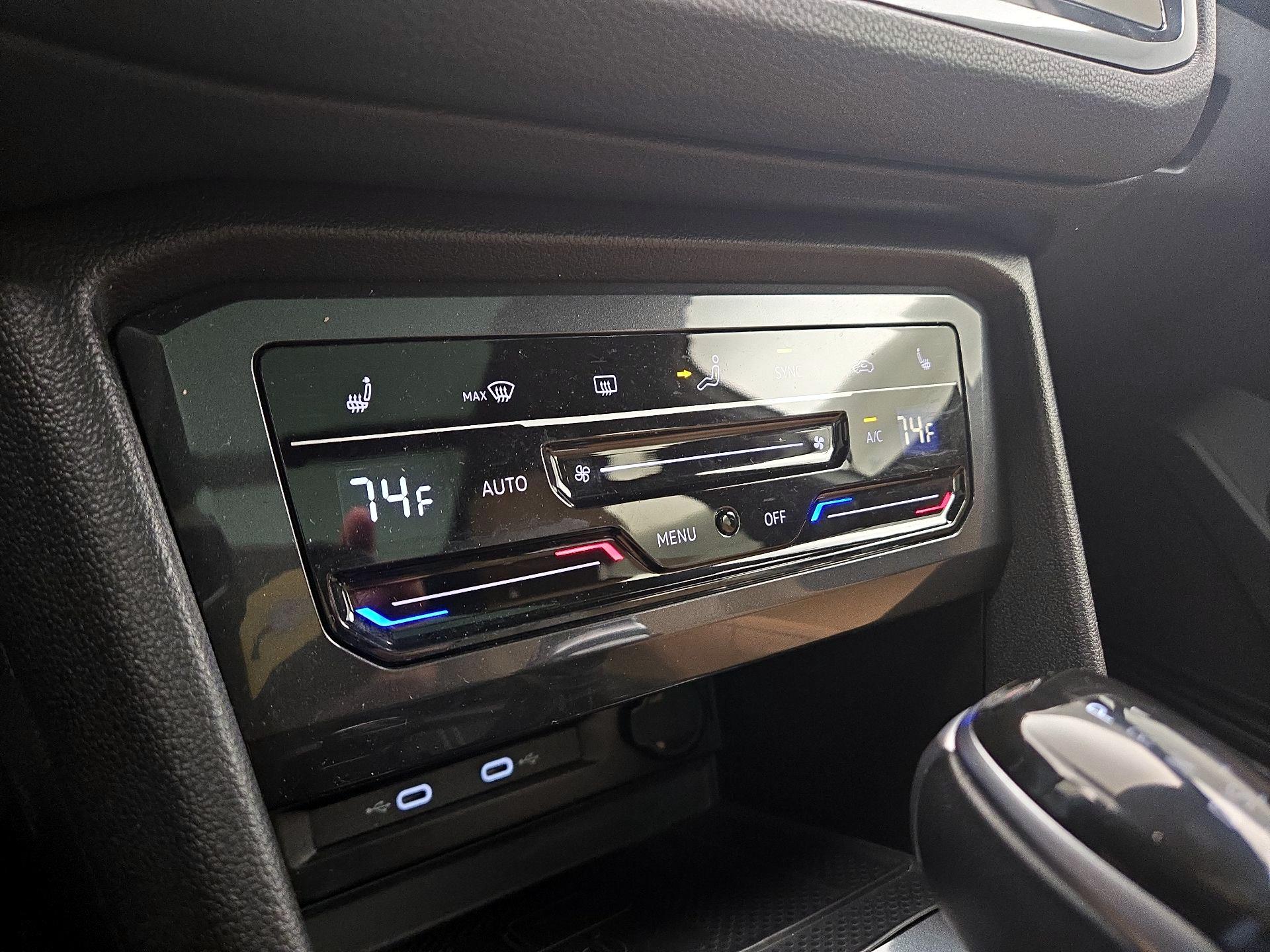 Thumbnail: 2024 Volkswagen Tiguan - 16