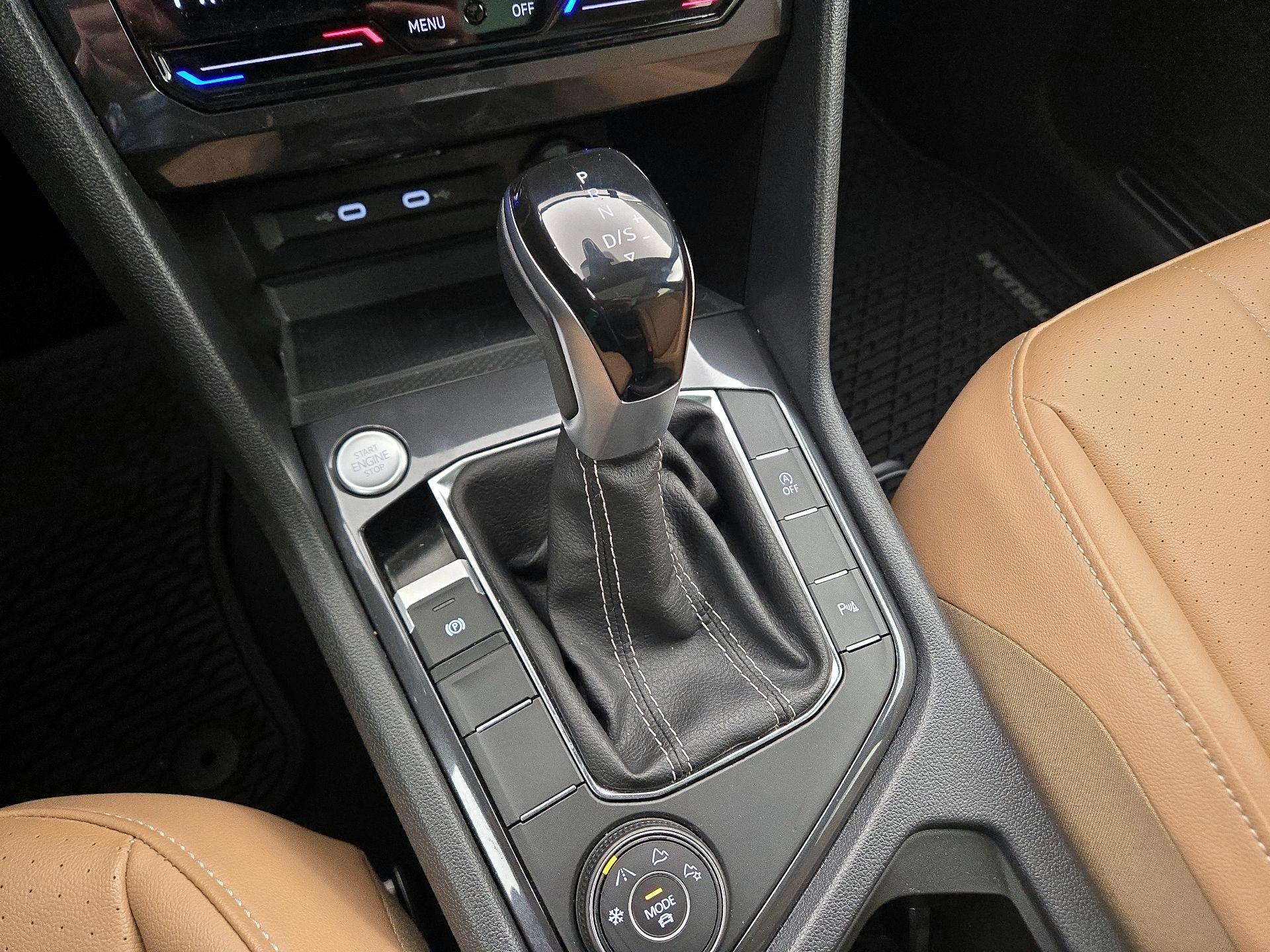 Thumbnail: 2024 Volkswagen Tiguan - 17