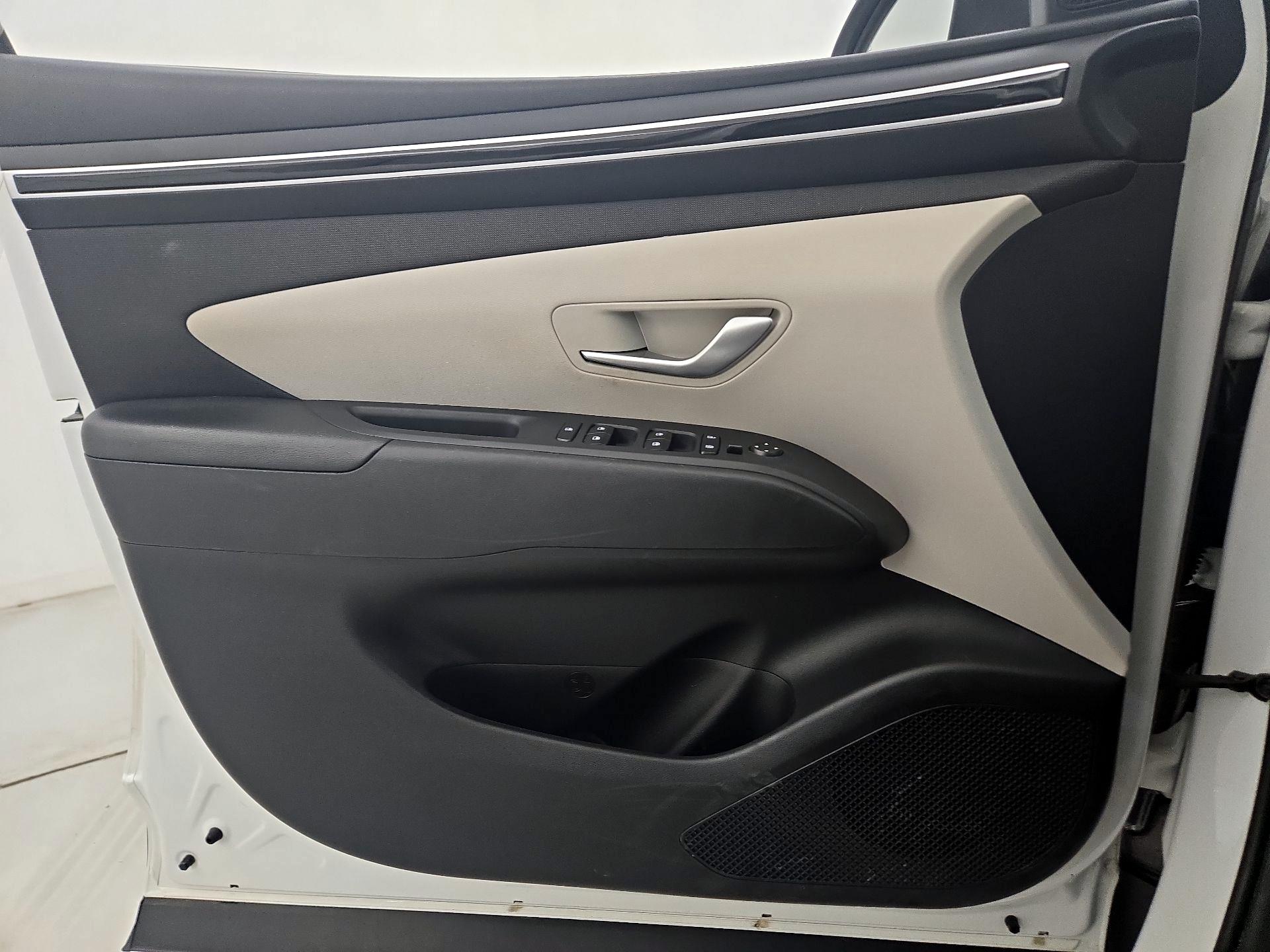 Thumbnail: 2023 Hyundai Tucson - 12